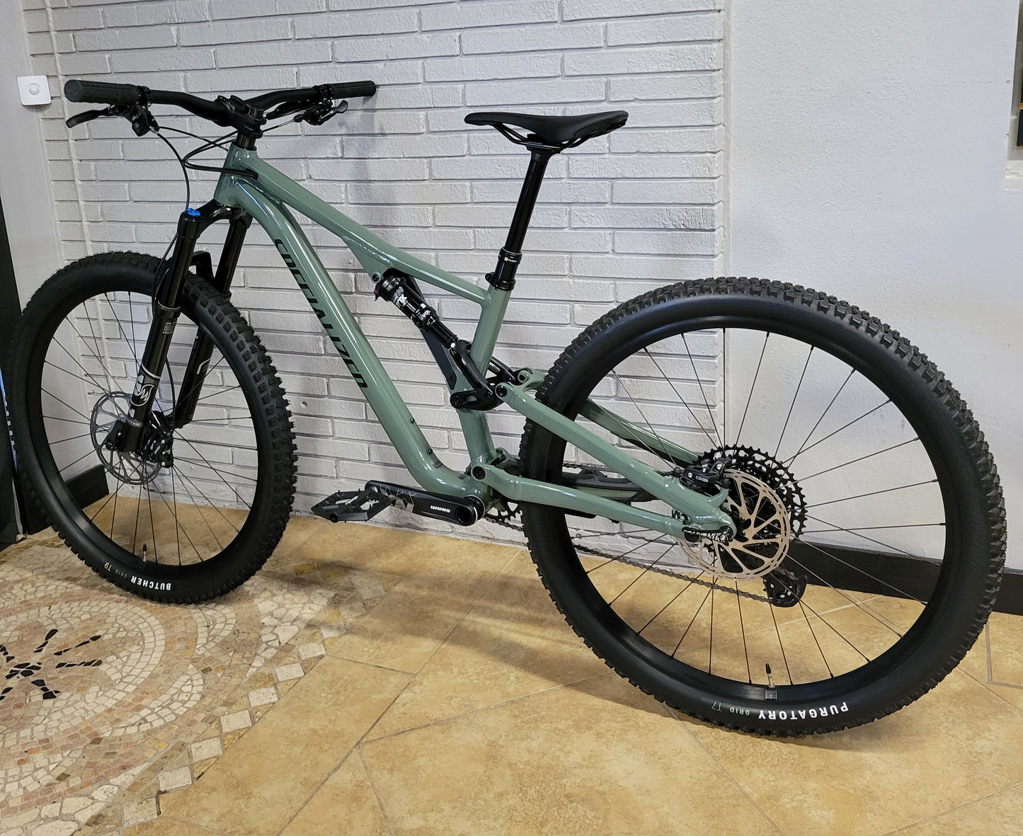 2023 Specialized Stumpjumper Comp Alloy 29 (s3 Medium)