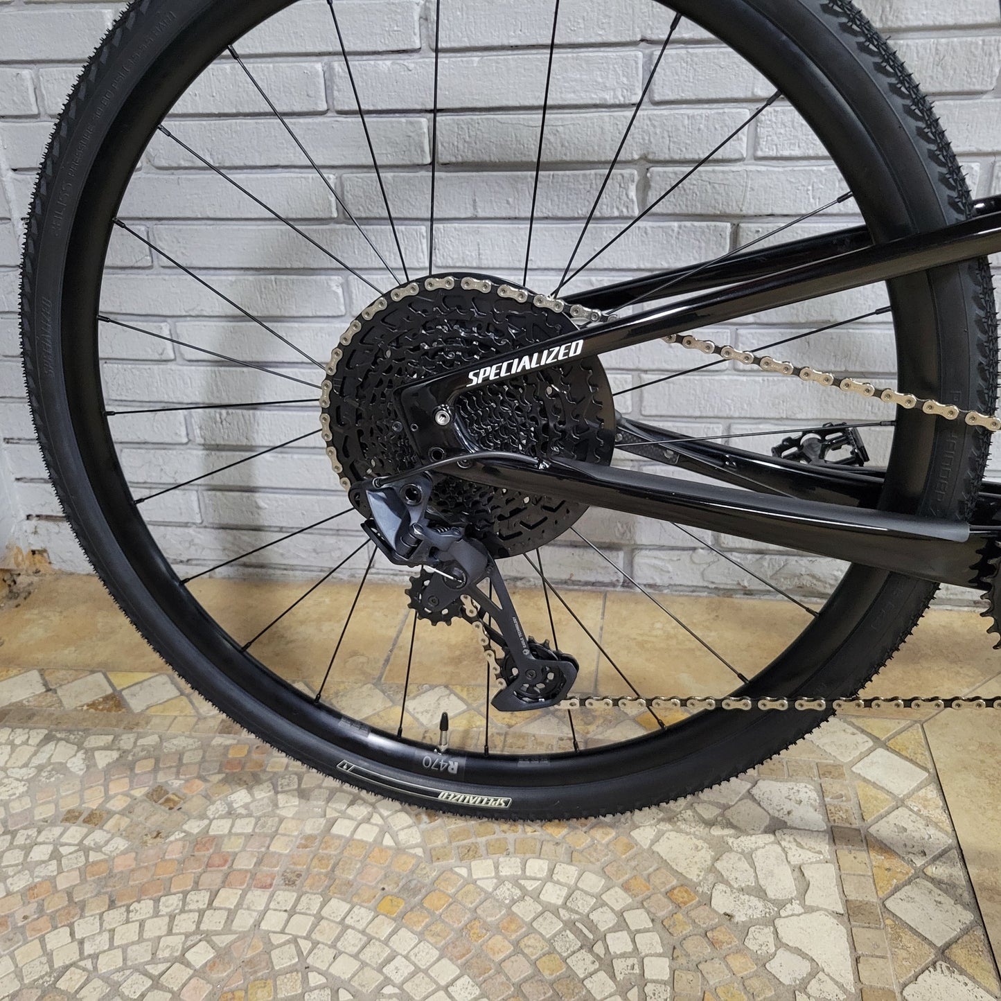 2024 Specialized Sirrus 6.0 (Large)