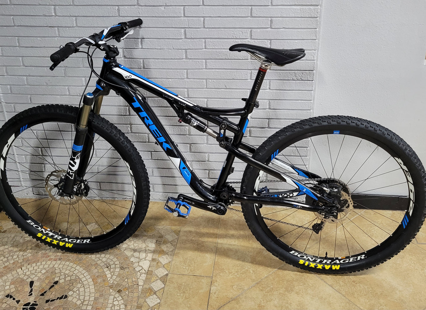 2012 Trek Superfly 100 AL Pro 29 (Large)