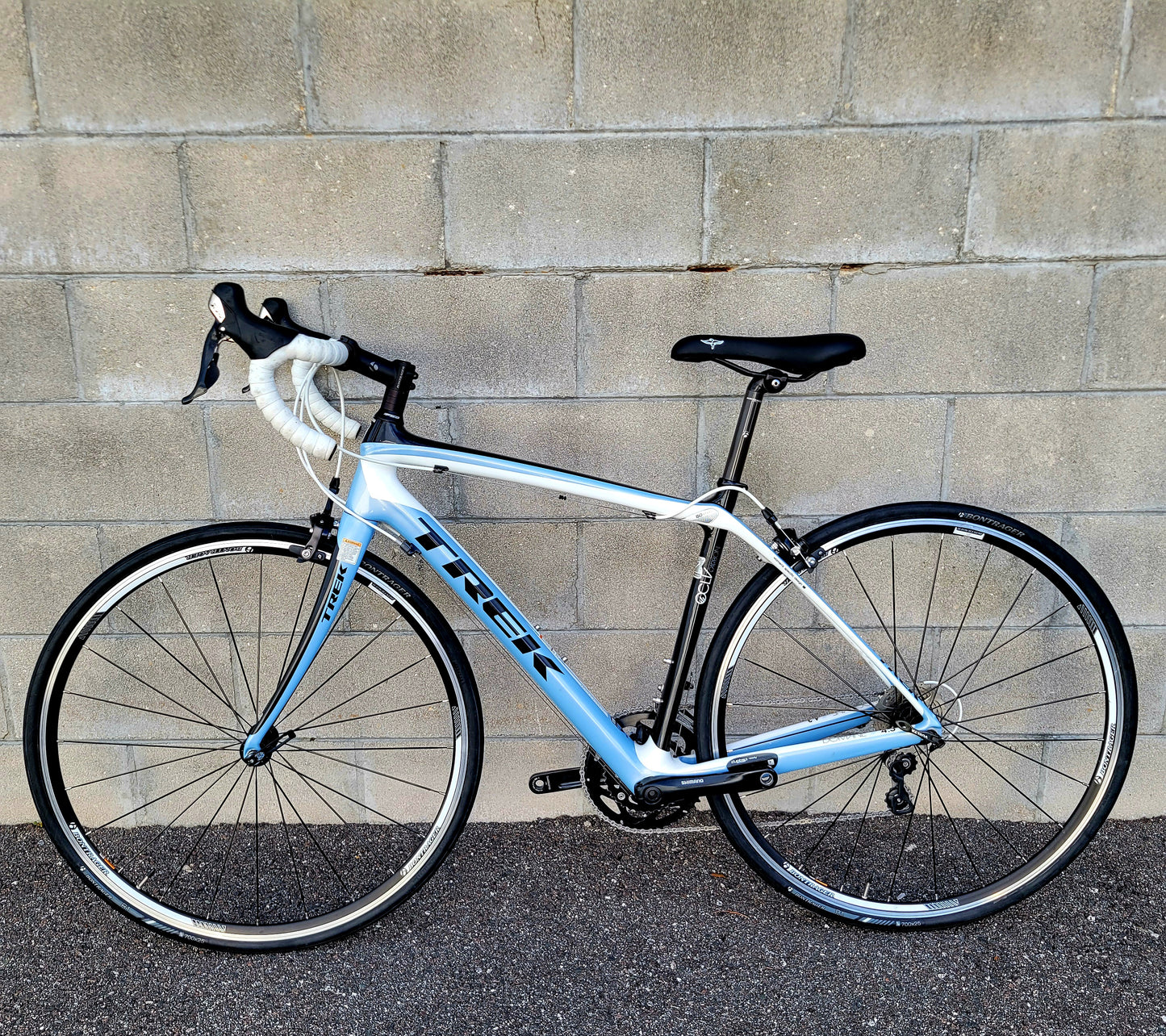 Trek Domane 4.3 WSD Carbon (52cm) + Helmet