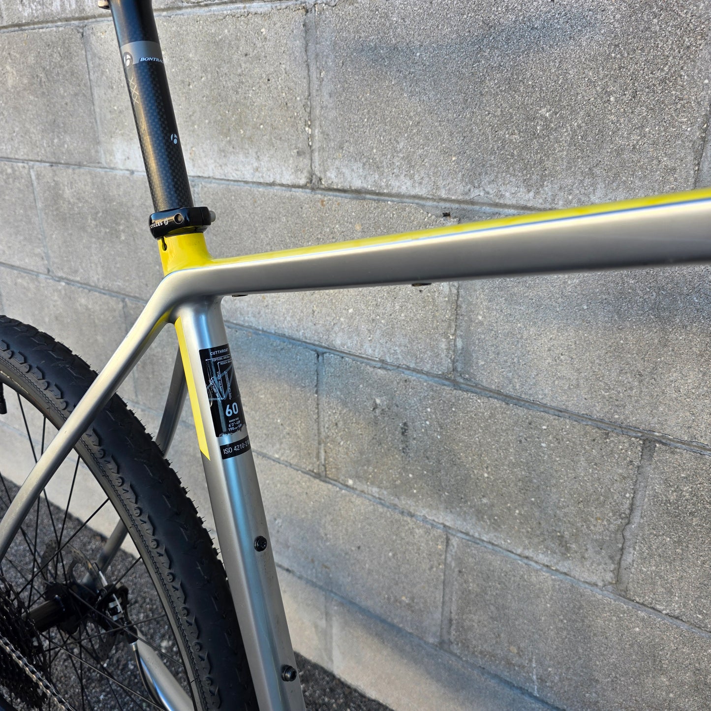 2021 Salsa Cutthroat Carbon Gravel Adventure Bike (60cm XL)