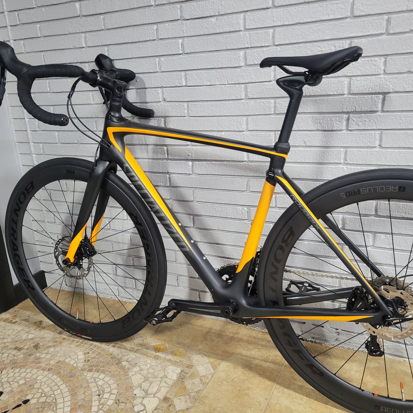 2017 Specialized Roubaix Comp Carbon 54cm Upgraded