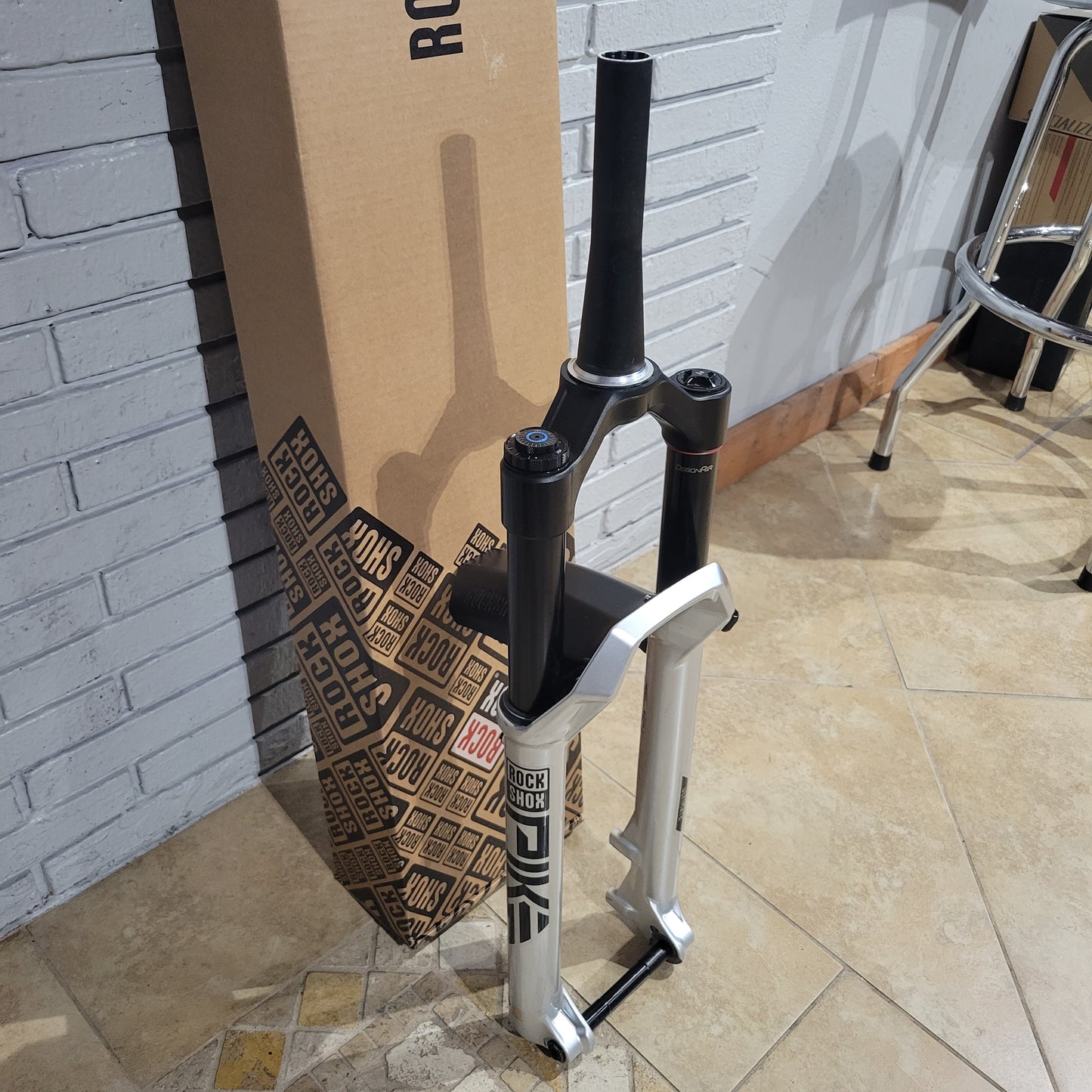 RockShox Pike Ultimate 130mm 29 Silver 6" steerer tube