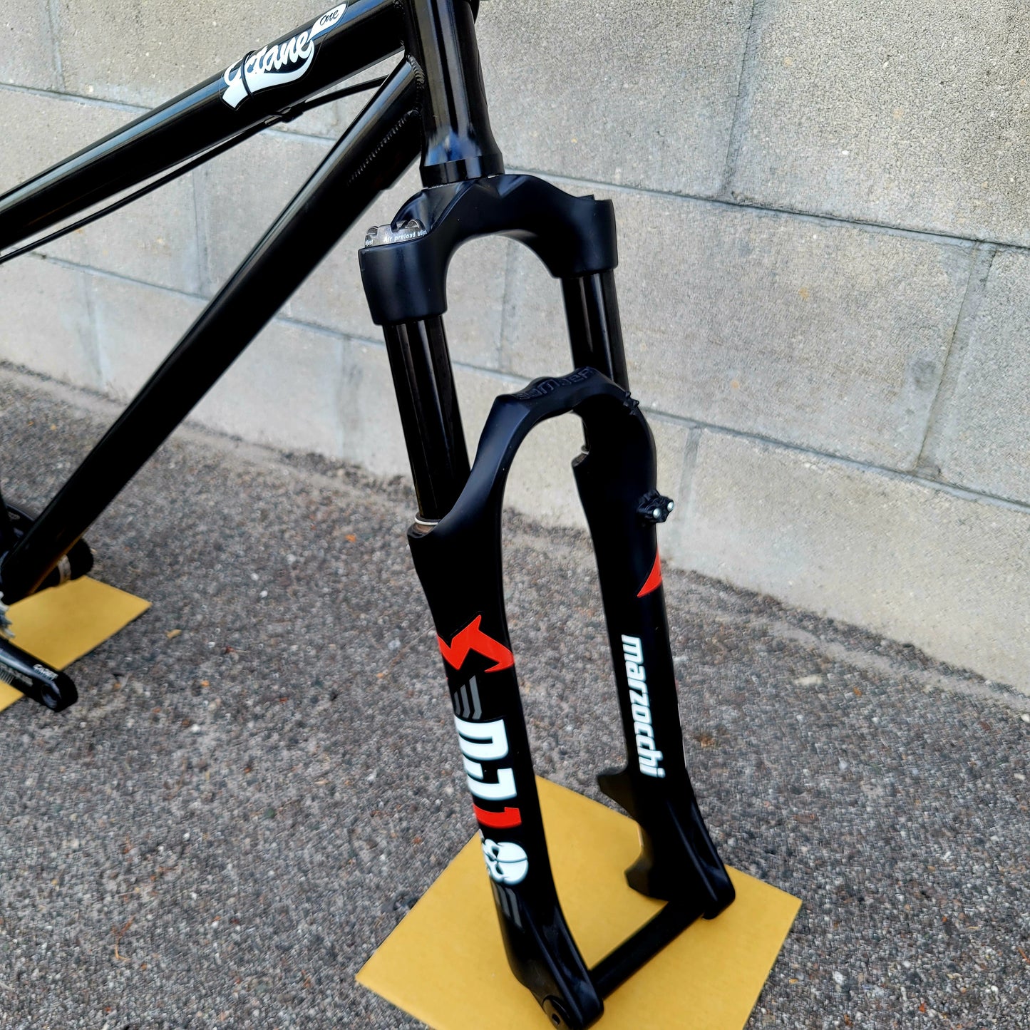 Octane One Dirt Jump Frame and Bomber DJ Fork