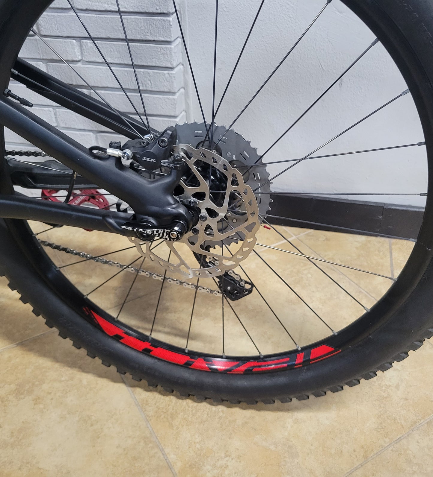 2019 Specialized Stumpjumper Comp Alloy 27.5 (Large)