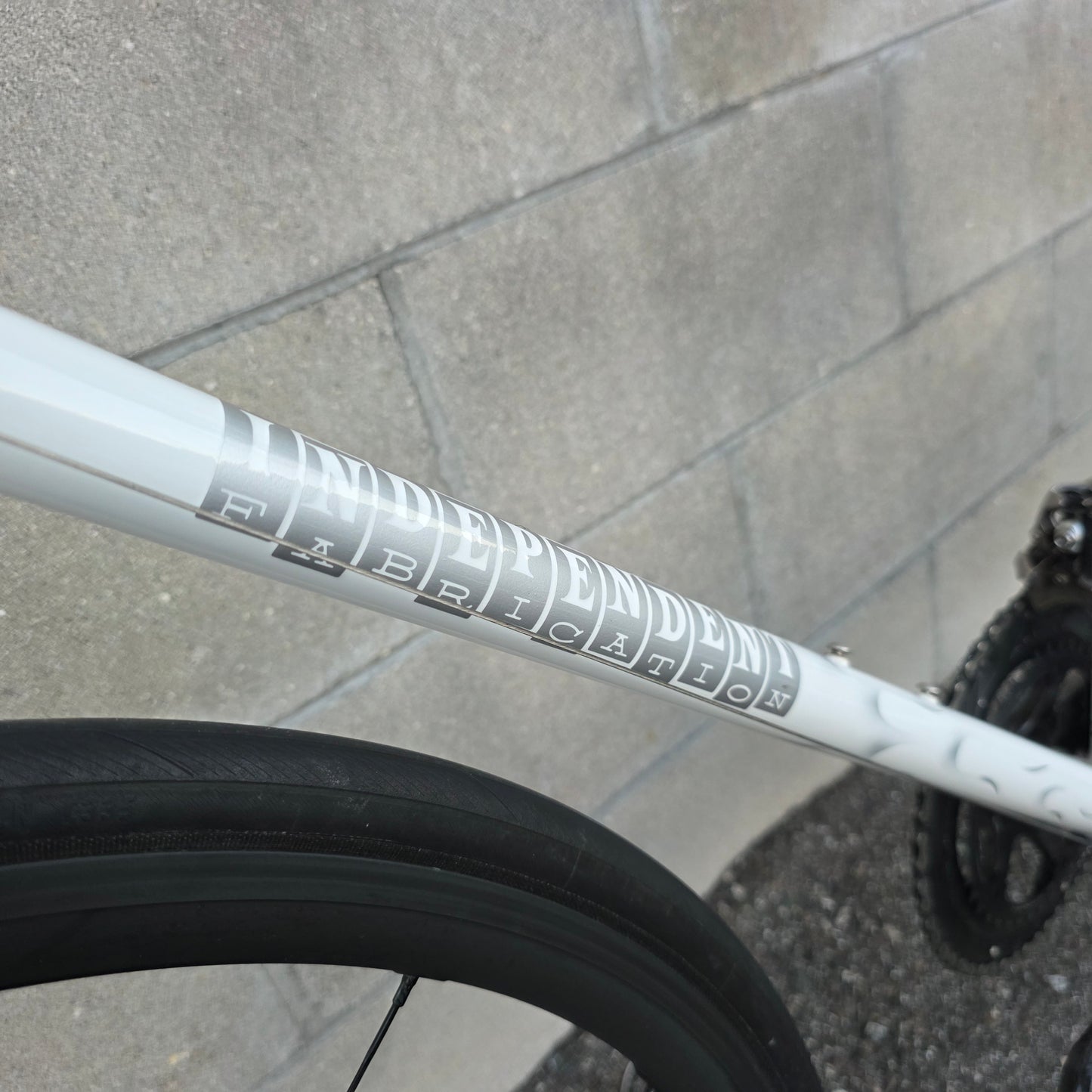 Independent Fabrication Crown Jewel Steel 54cm