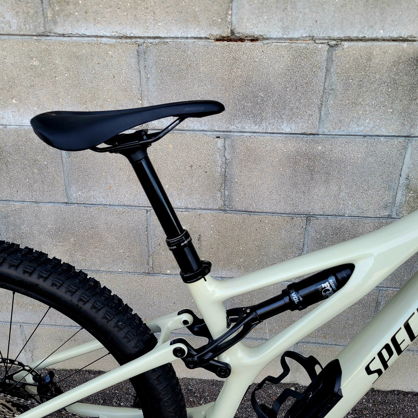2022 Specialized Stumpjumper Carbon (S2 Small)