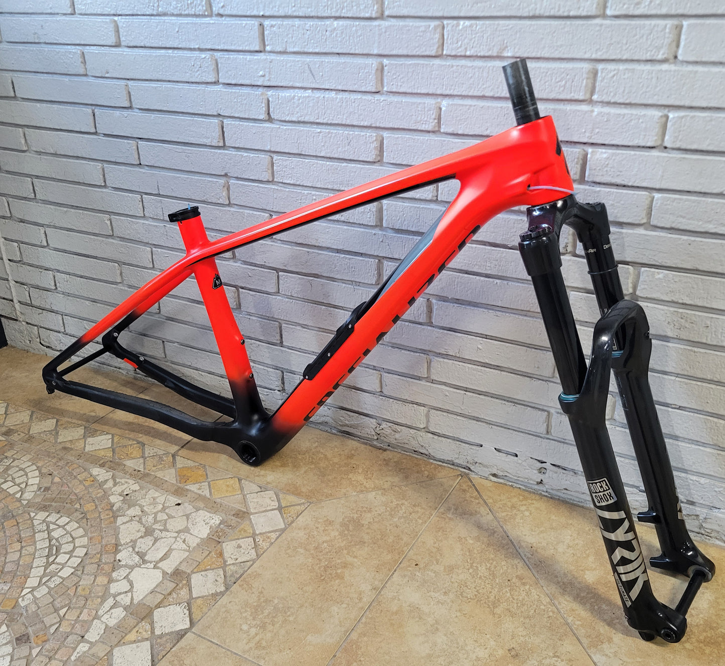 Specialized Fuse Carbon Frameset + Fork, Wheelset 29
