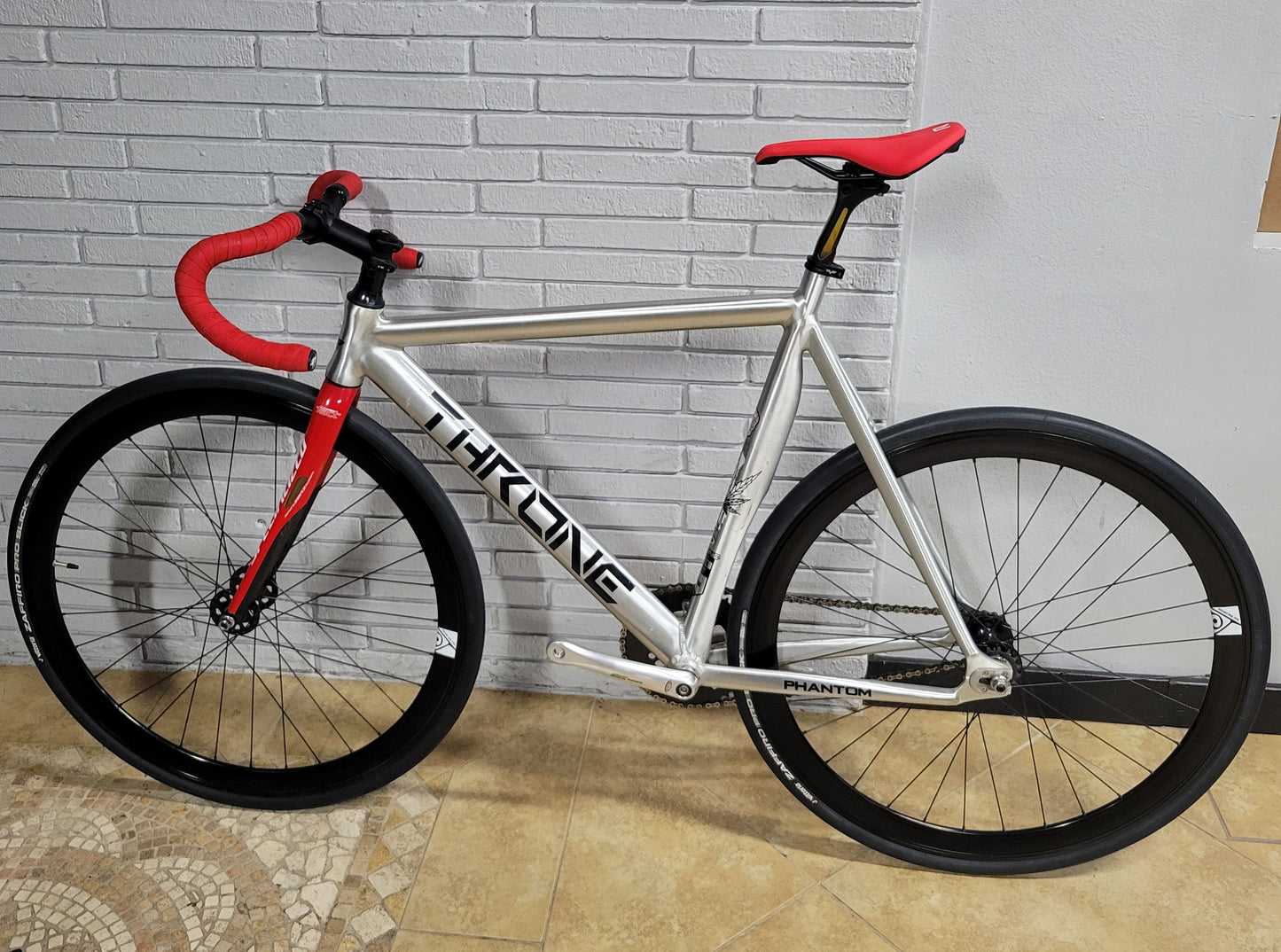 Throne Phantom Track Fixed Gear Bike (59cm XL)