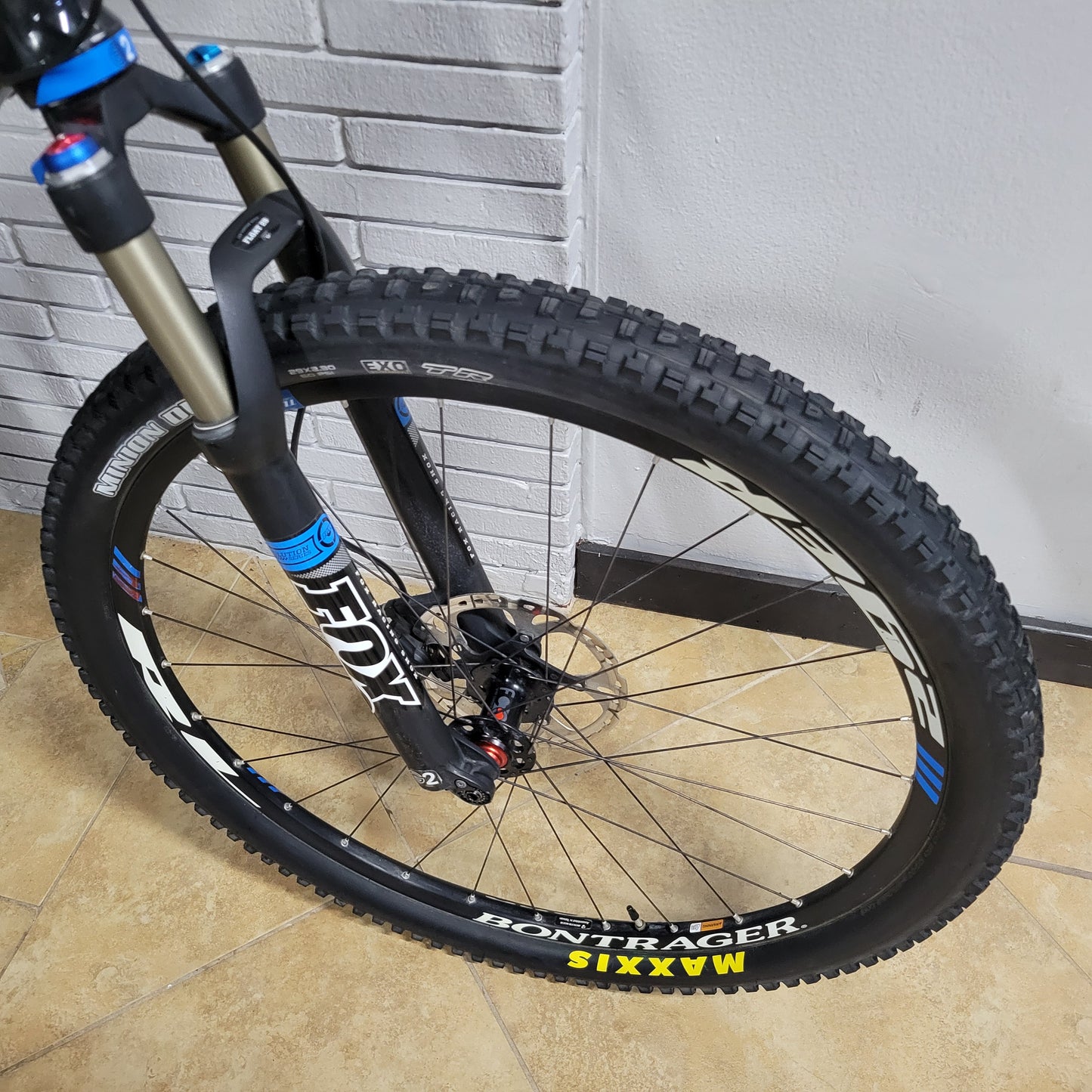 2012 Trek Superfly 100 AL Pro 29 (Large)