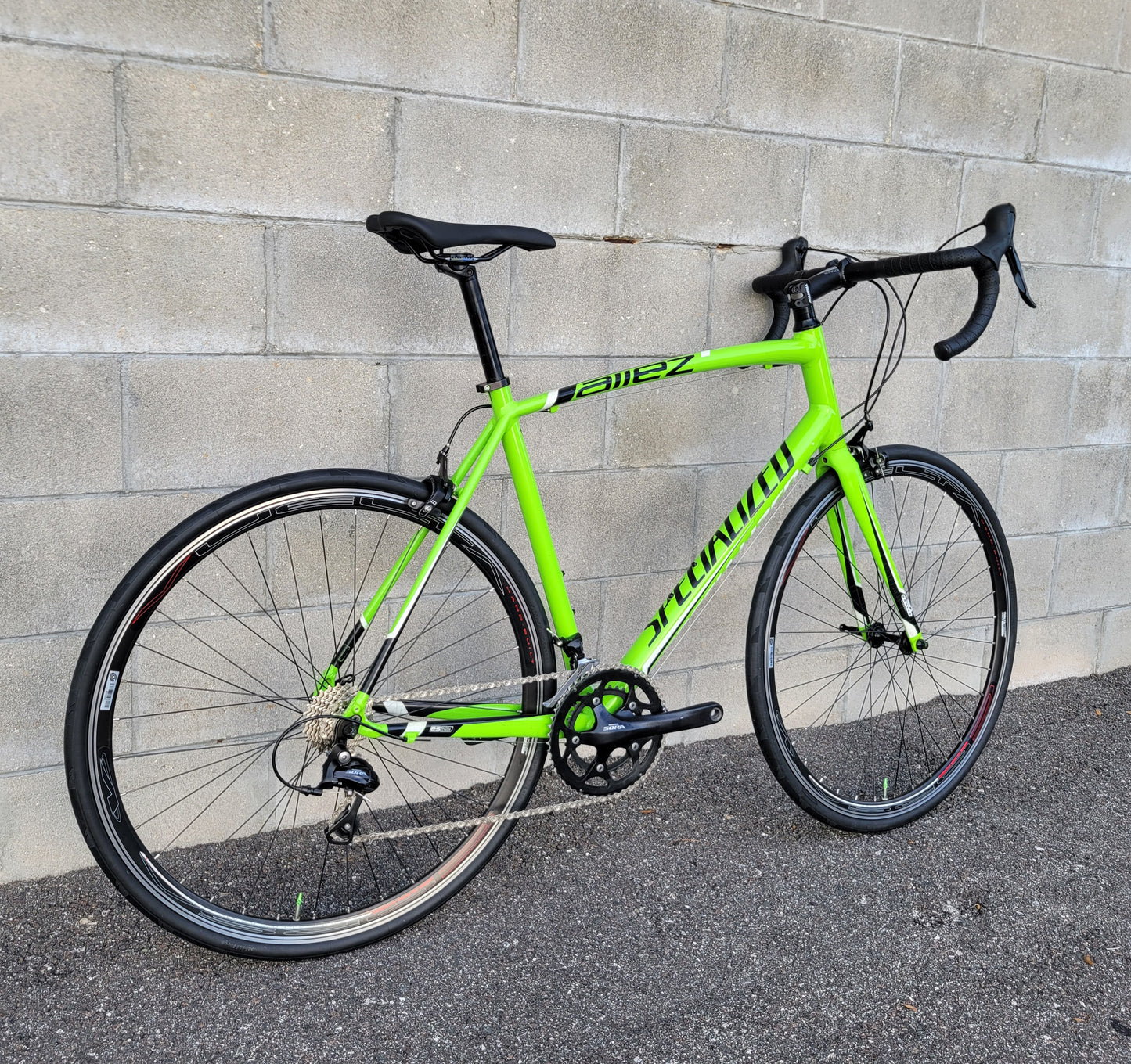 Specialized Allez Road Bike (58cm)