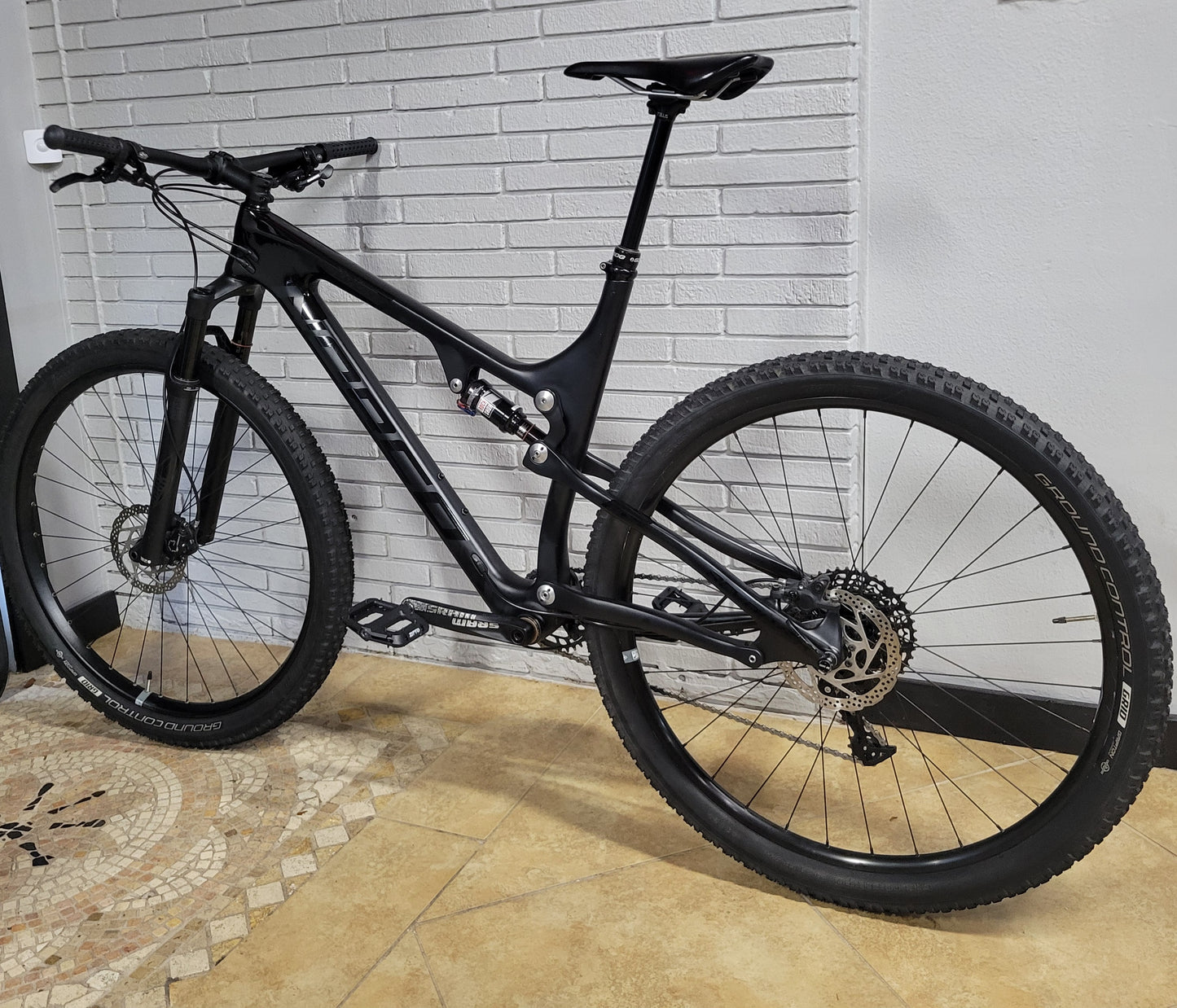 Norco Revolver 9.3 Carbon (XL)