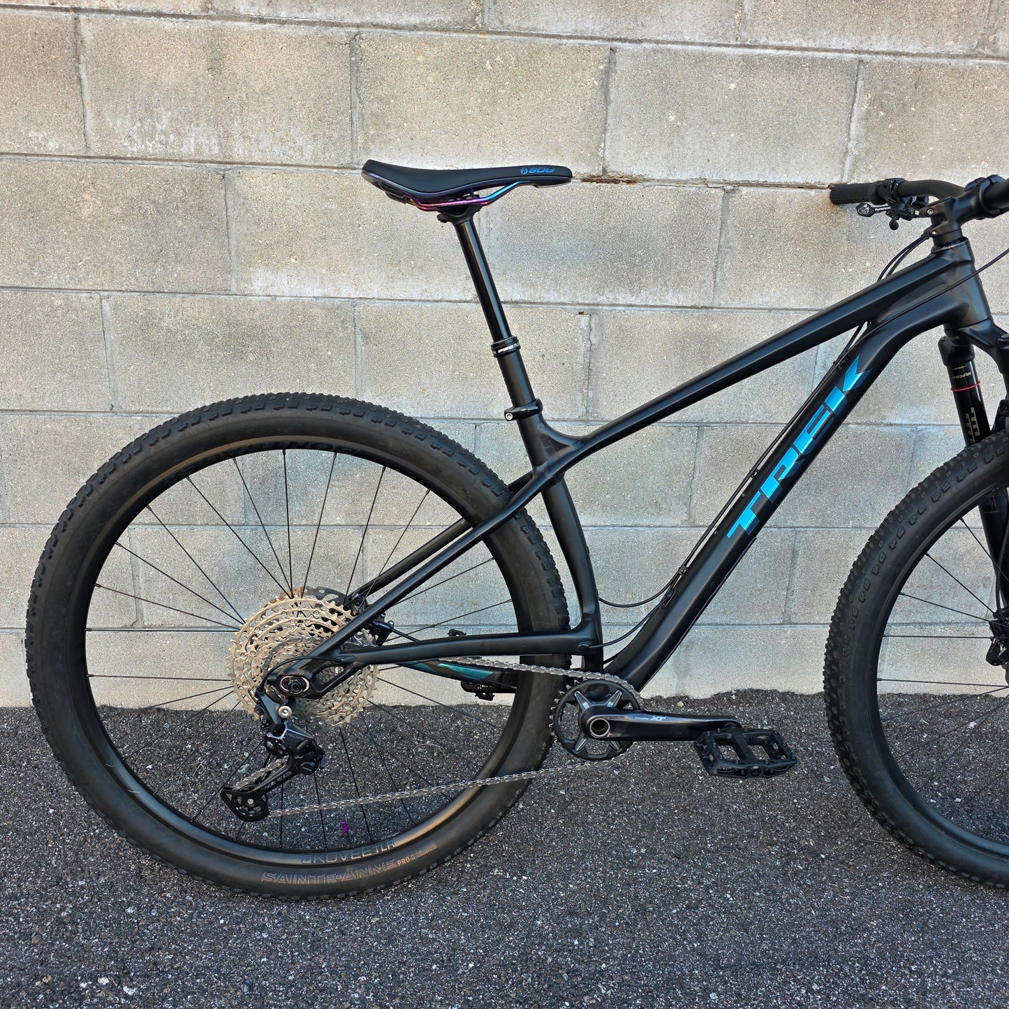 2024 Trek Stache (M/L) 29
