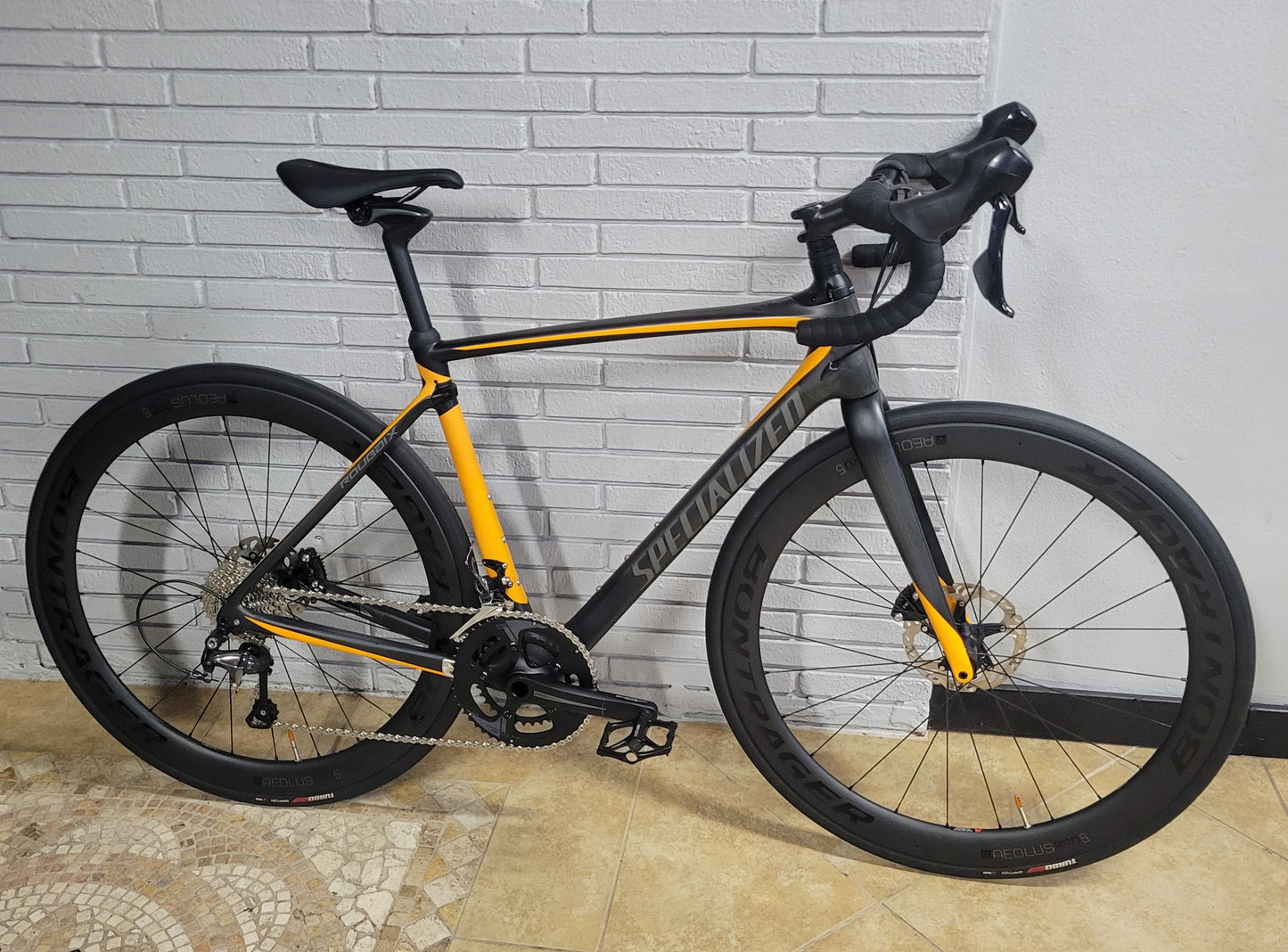 2017 Specialized Roubaix Comp Carbon 54cm Upgraded