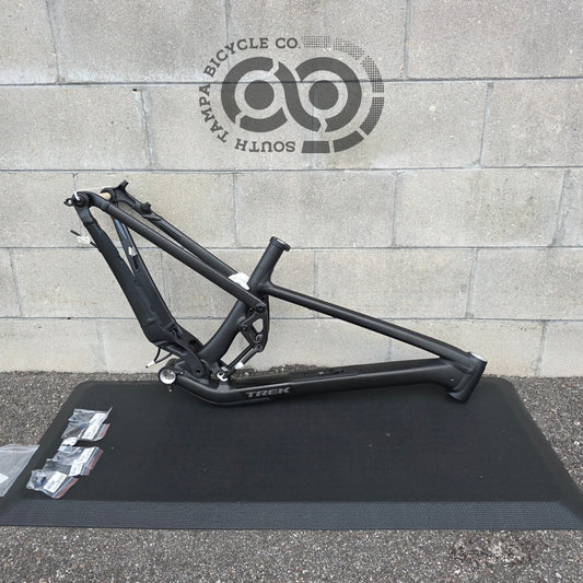 2025 Trek Top Fuel Frame (Large) Black