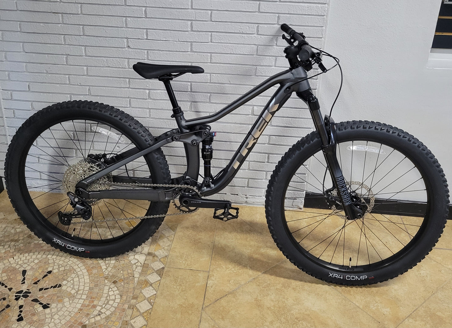2022 Trek Fuel EX 5 Gen 5 (size XS extra small)