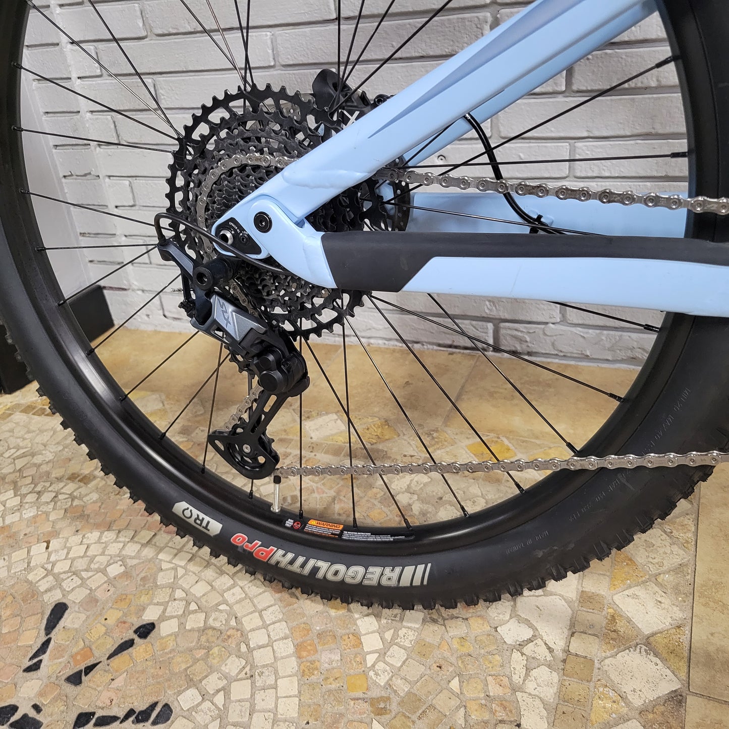 2022 Canyon Neuron (Size Medium)