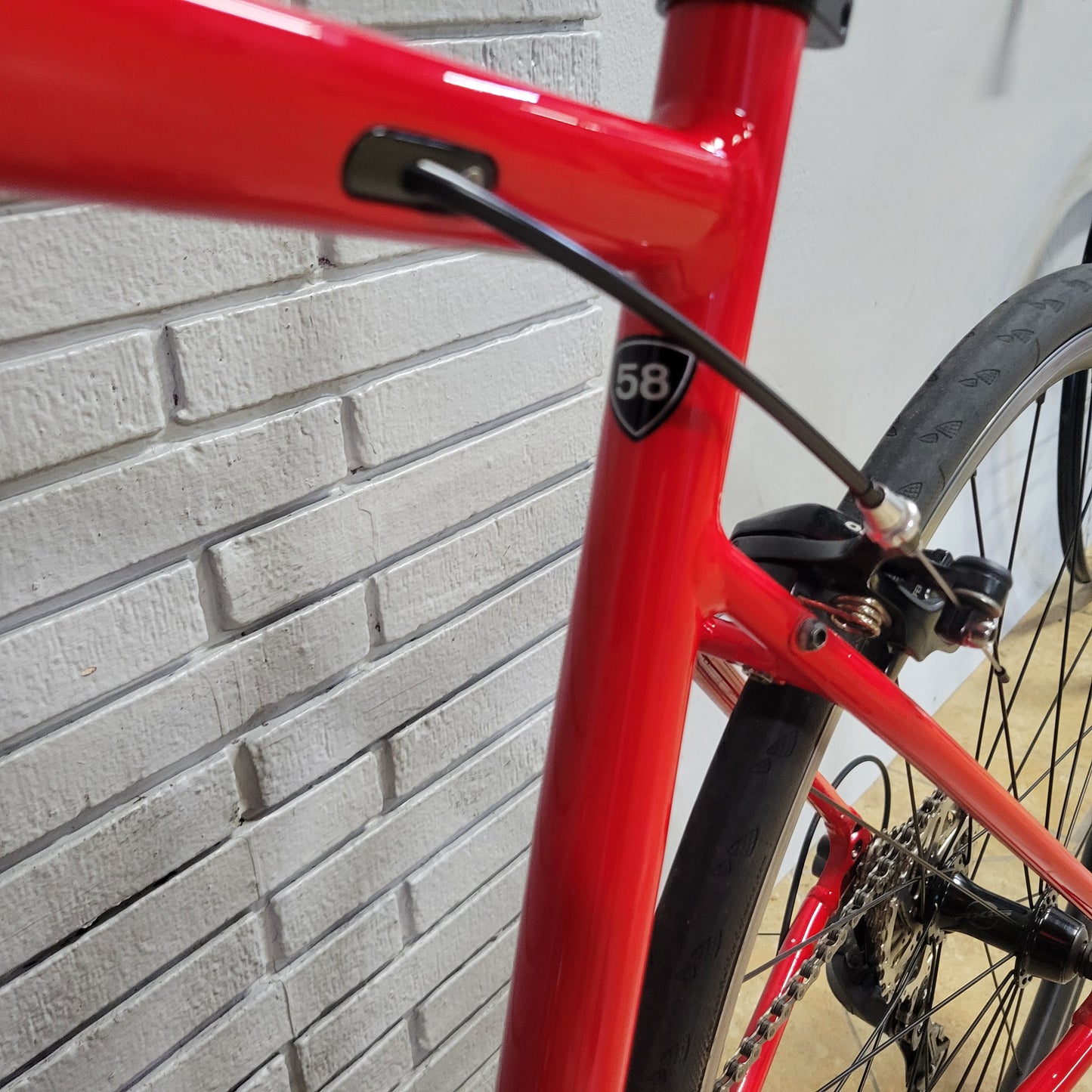 Specialized Allez Road Bike (58cm)