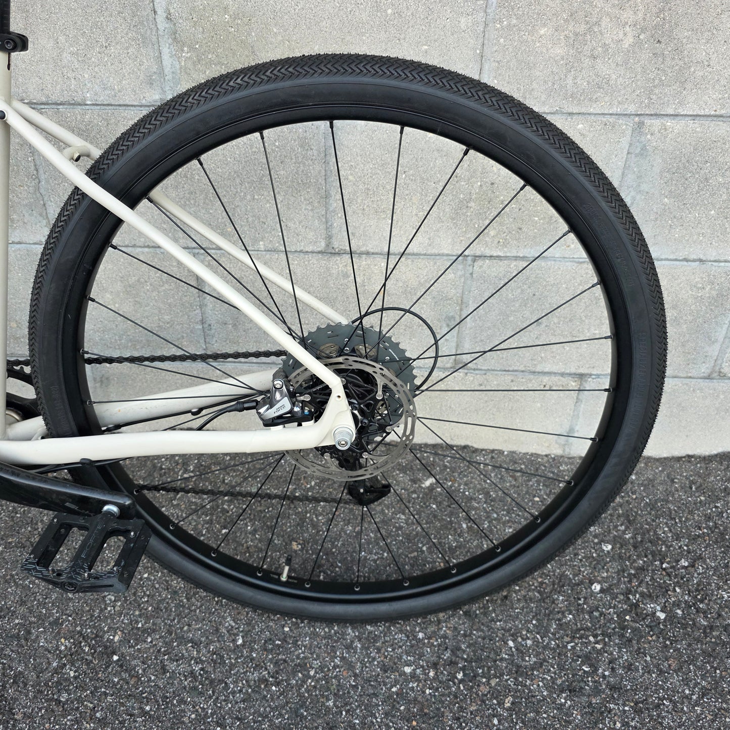 Specialized Sequoia Expert 54cm Gravel Adventure Bike