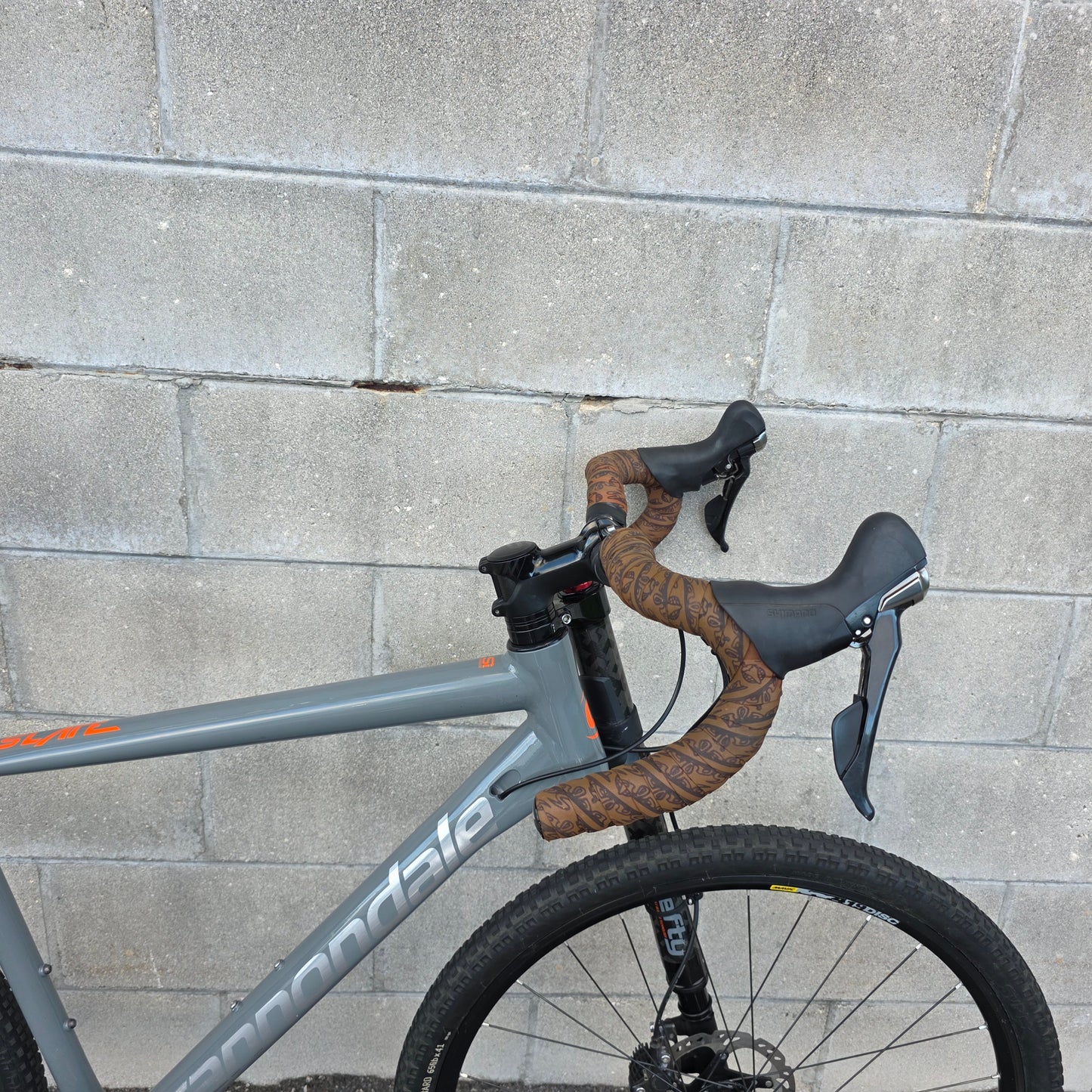 Cannondale Slate Gravel Bike (Large) Lefty Oliver Carbon 1x11