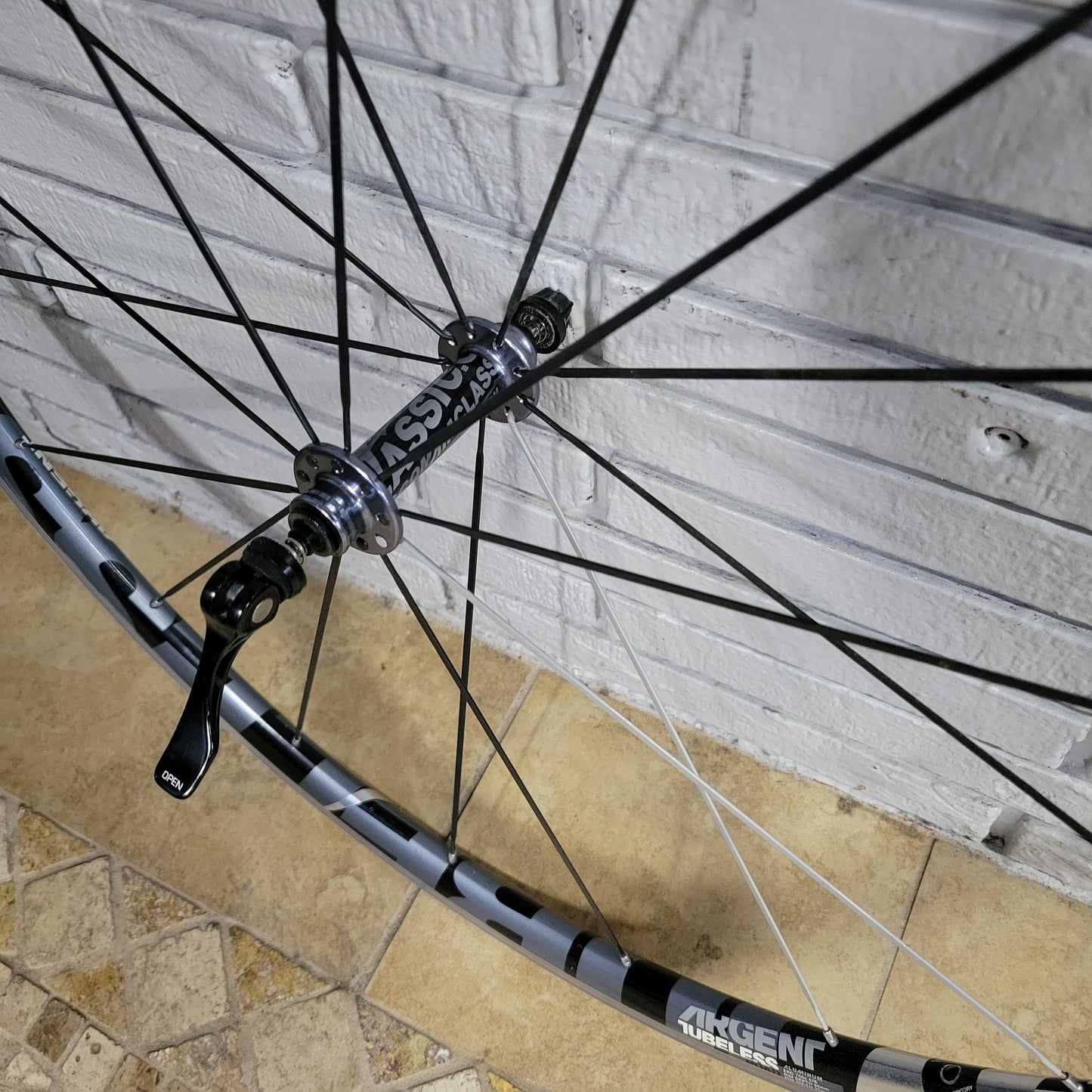 American Classic Argent wheelset 700c Rim Brake