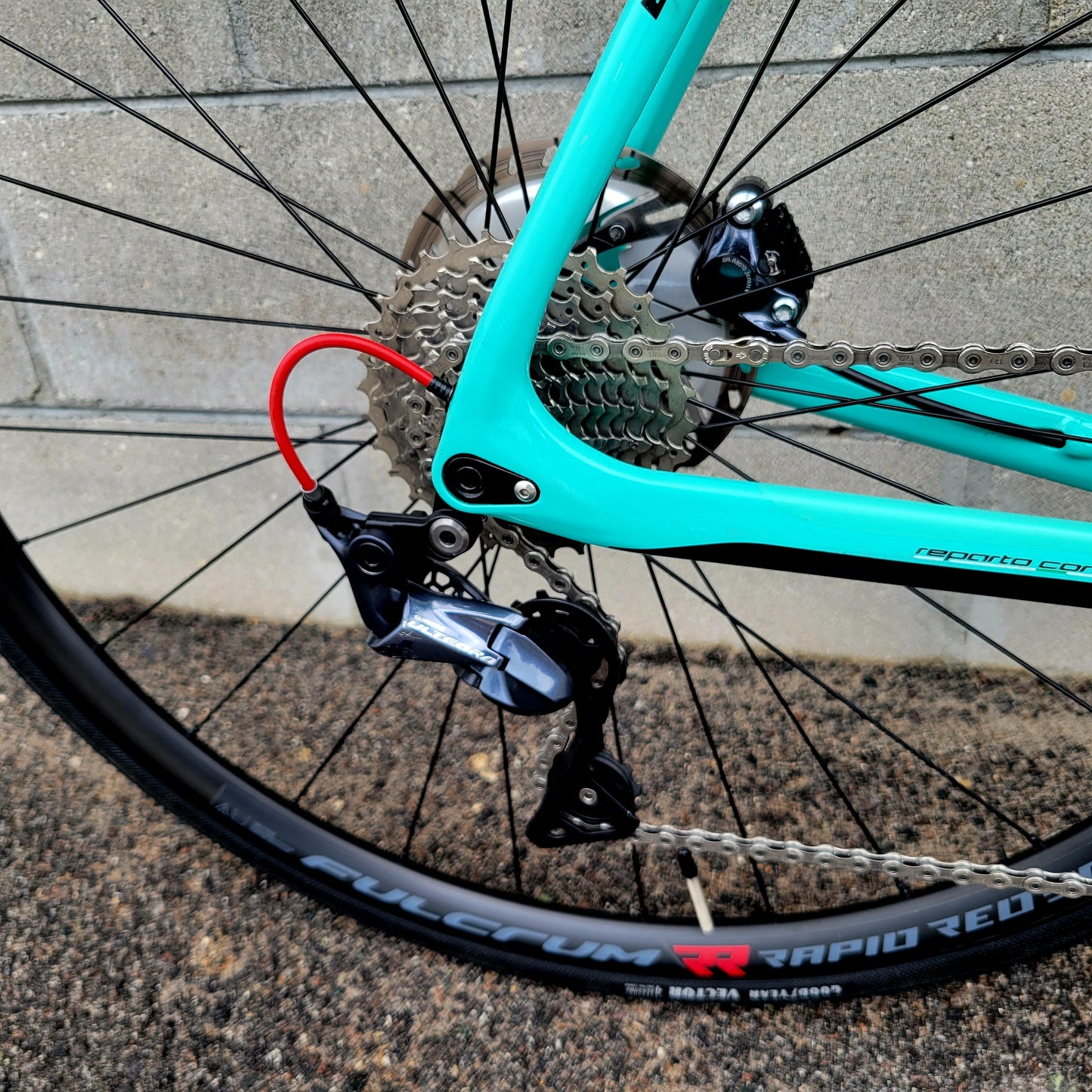 2021 Bianchi Infinito CV Carbon Road Bike 57cm Ultegra