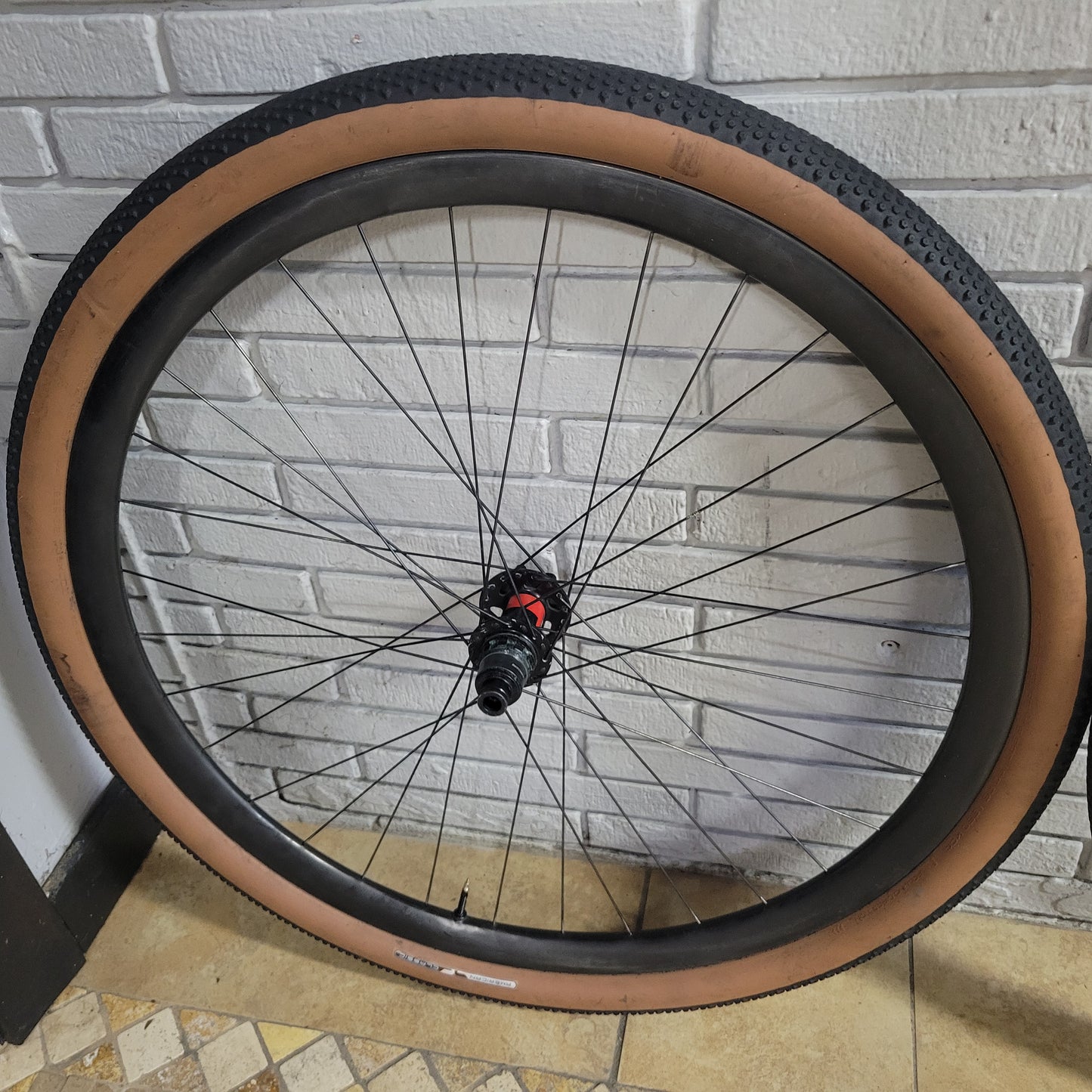 ENVE Carbon wheelset DT 240
15x100f, 12x142r