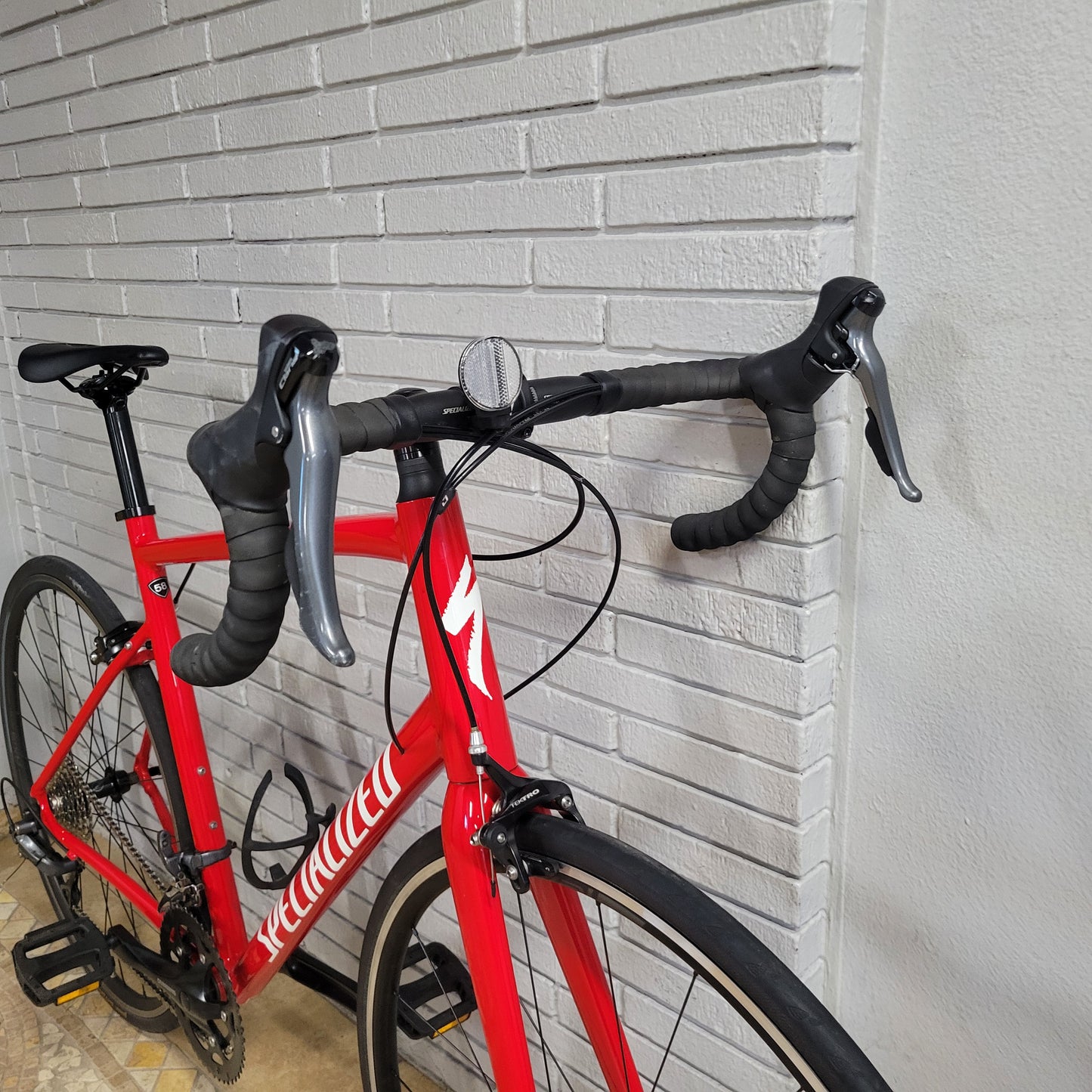 Specialized Allez Road Bike (58cm)