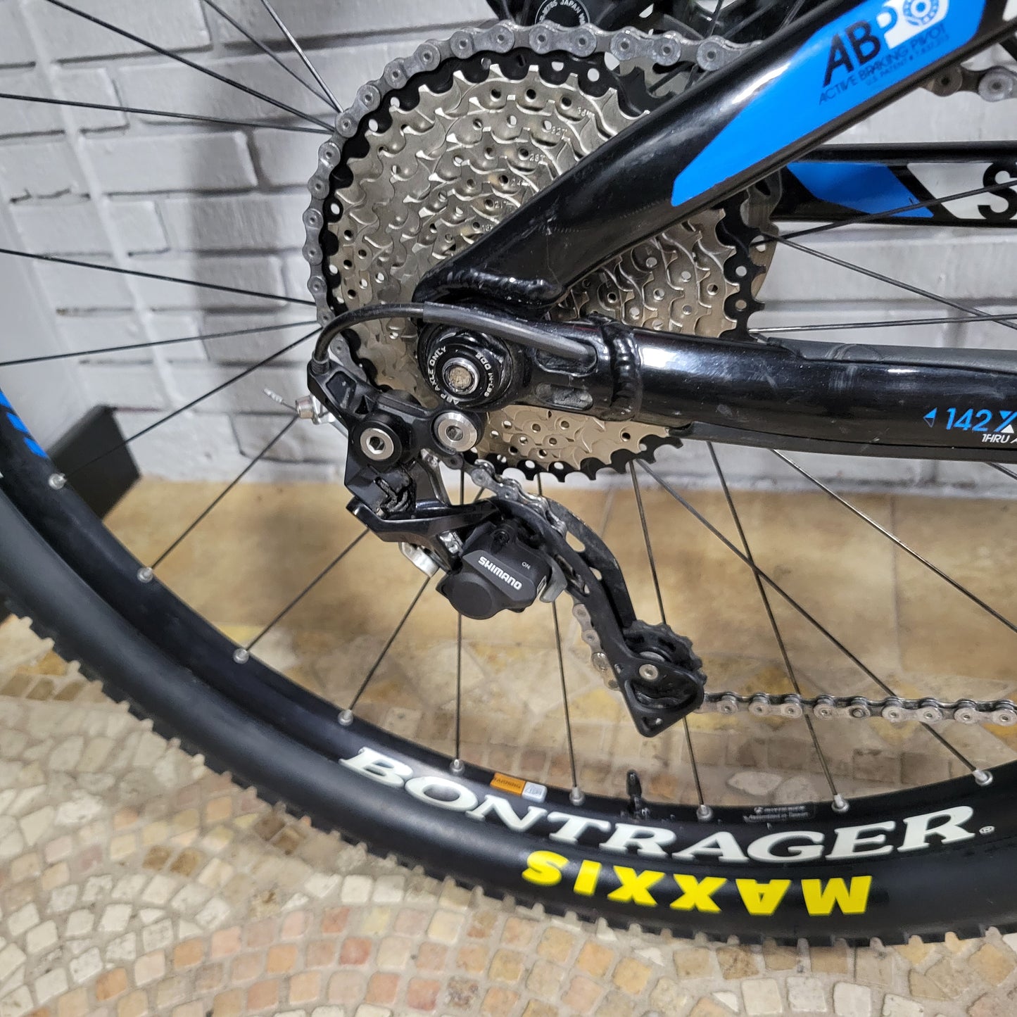 2012 Trek Superfly 100 AL Pro 29 (Large)