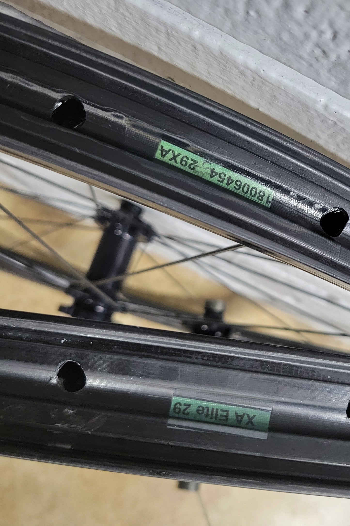 Mavic XA Elite / Crossmaxx 29 30mm Carbon wheelset