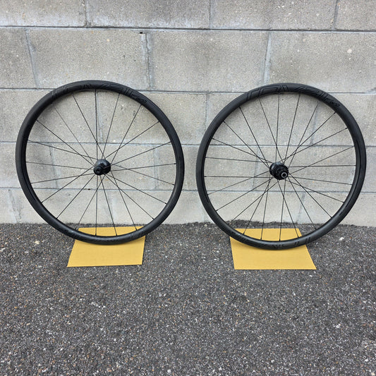 Roval Rapide CLX 32 700c gravel all road Carbon wheelset
