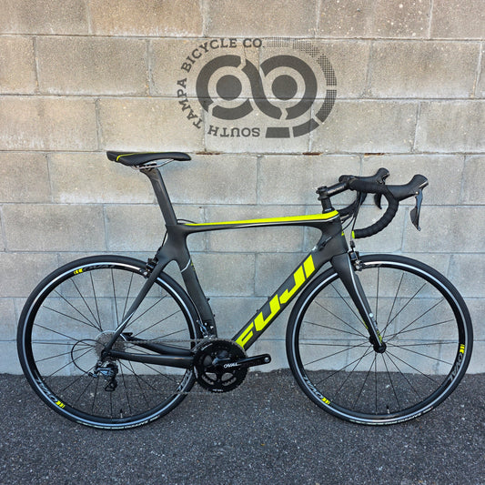 Fuji Transoinc 2.5 Carbon Road Bike 56cm