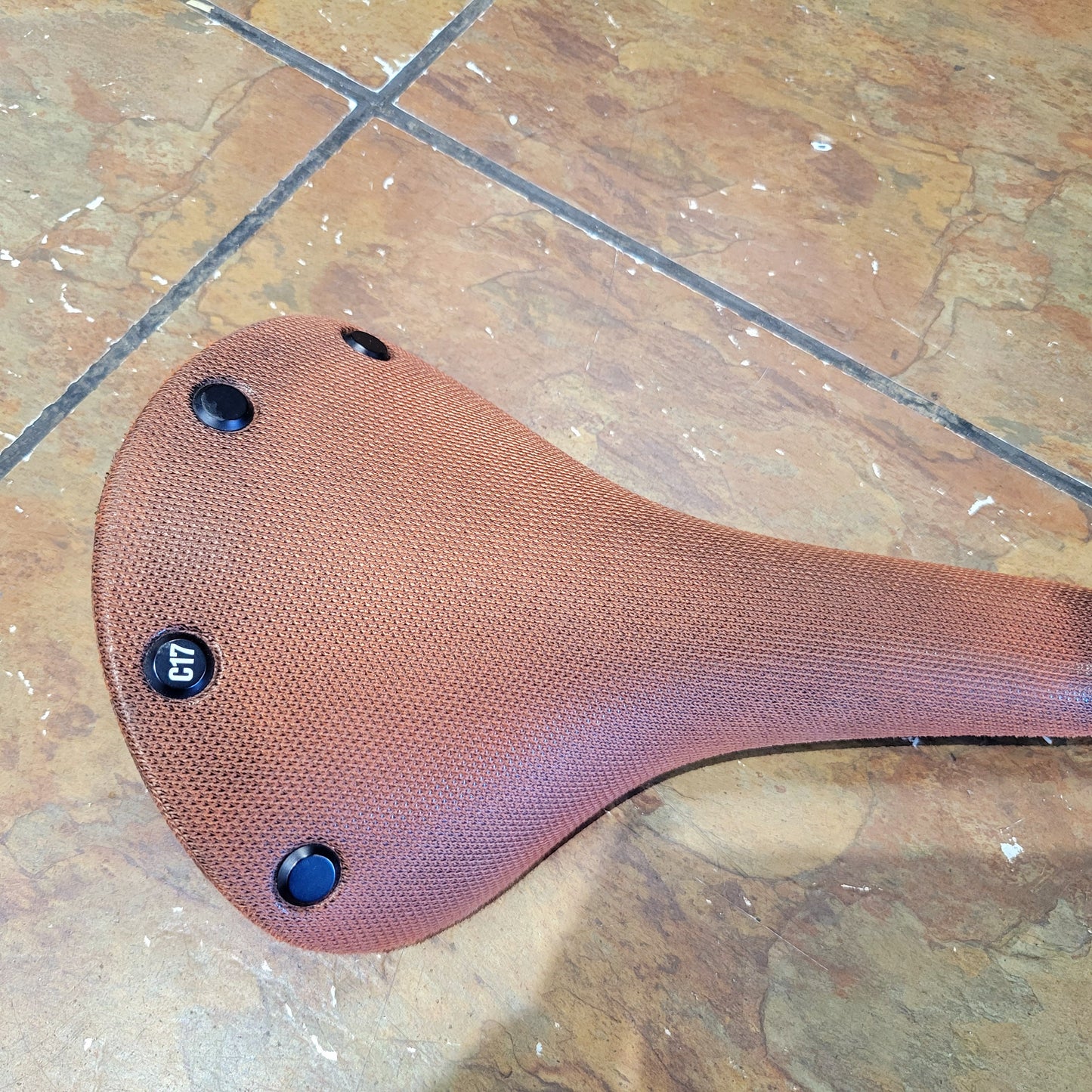 Brooks Cambium c17 saddle
Limited Edition Rust Orange brown color