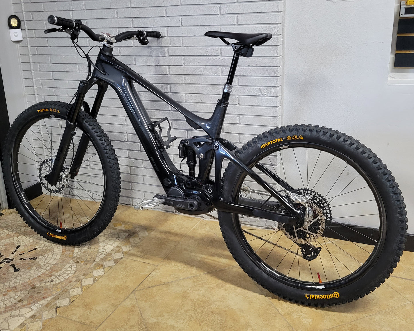 2024 Giant Trance Advanced E+ Elite E-Bike (Large)