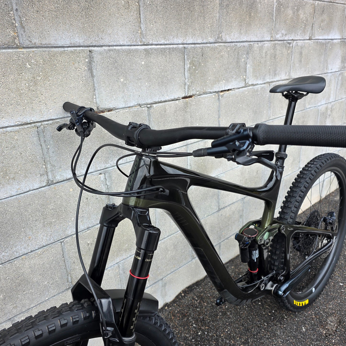 2022 Giant Reign Advanced Pro Carbon (Large)