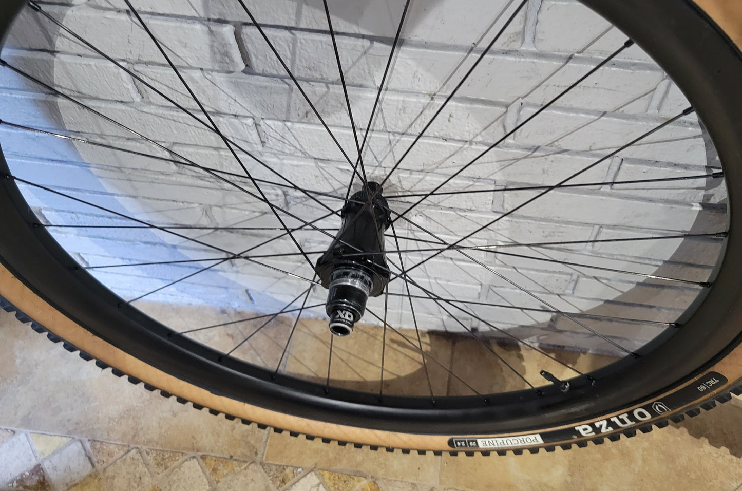 Syncros Revelstoke 1.0 Carbon Wheelset 29 Boost CushCore