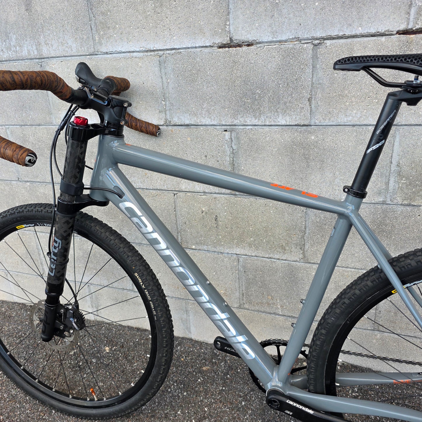 Cannondale Slate Gravel Bike (Large) Lefty Oliver Carbon 1x11