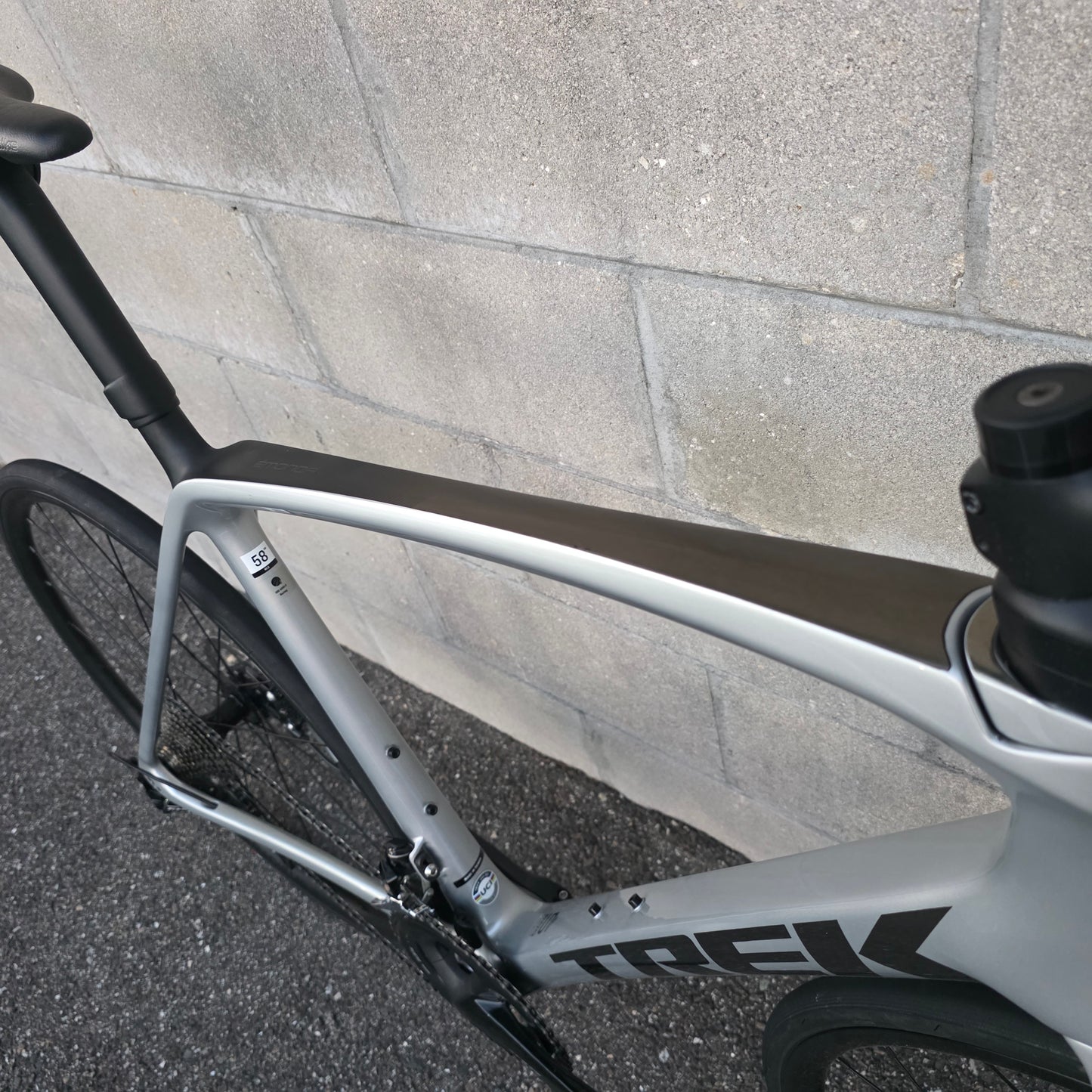 2022 Trek Emonda SL5 Carbon Road Bike (58cm)