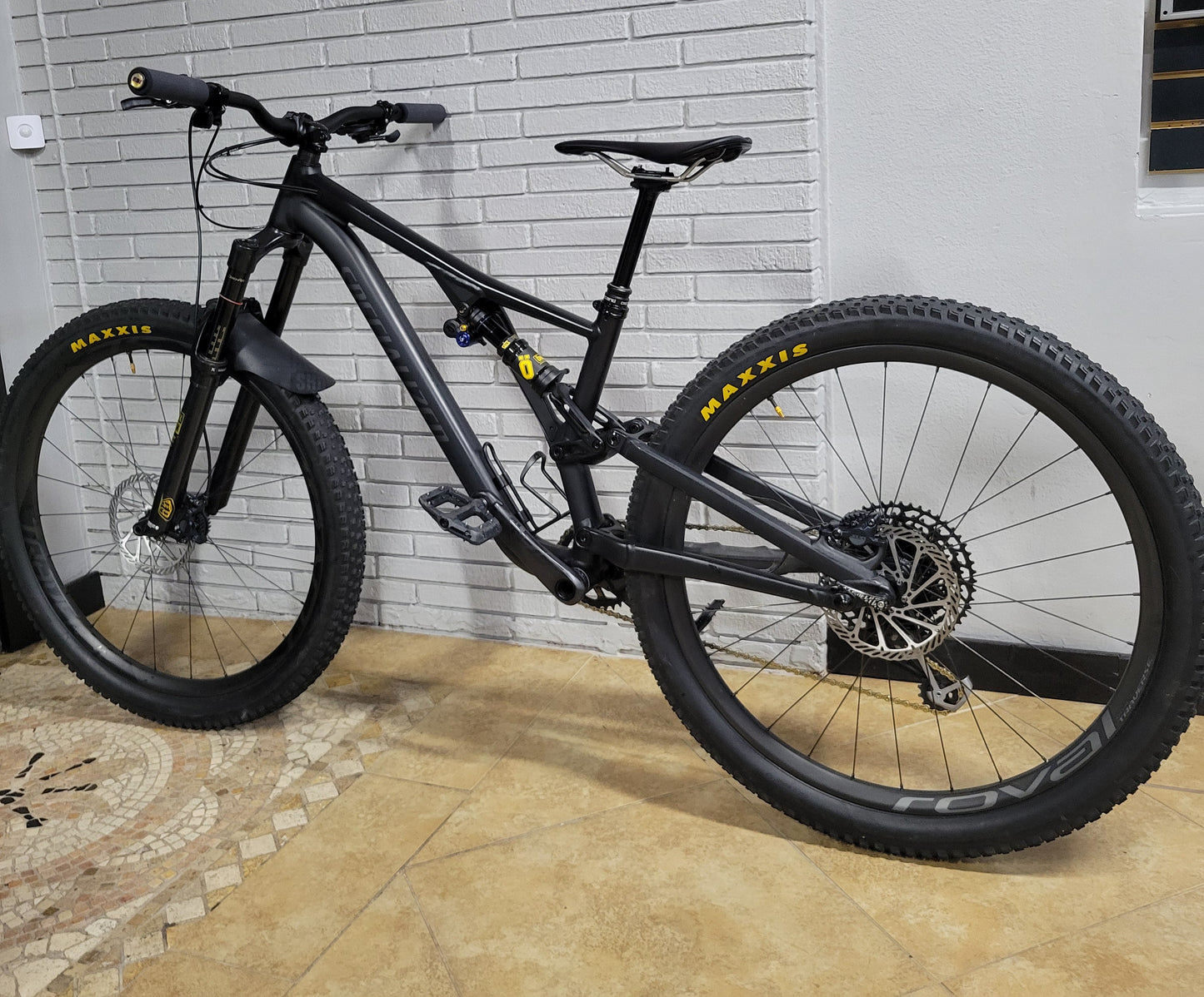 2021 Specialized Stumpjumper Comp 29 s3 (Ohlins, Carbon wheels, Gx)