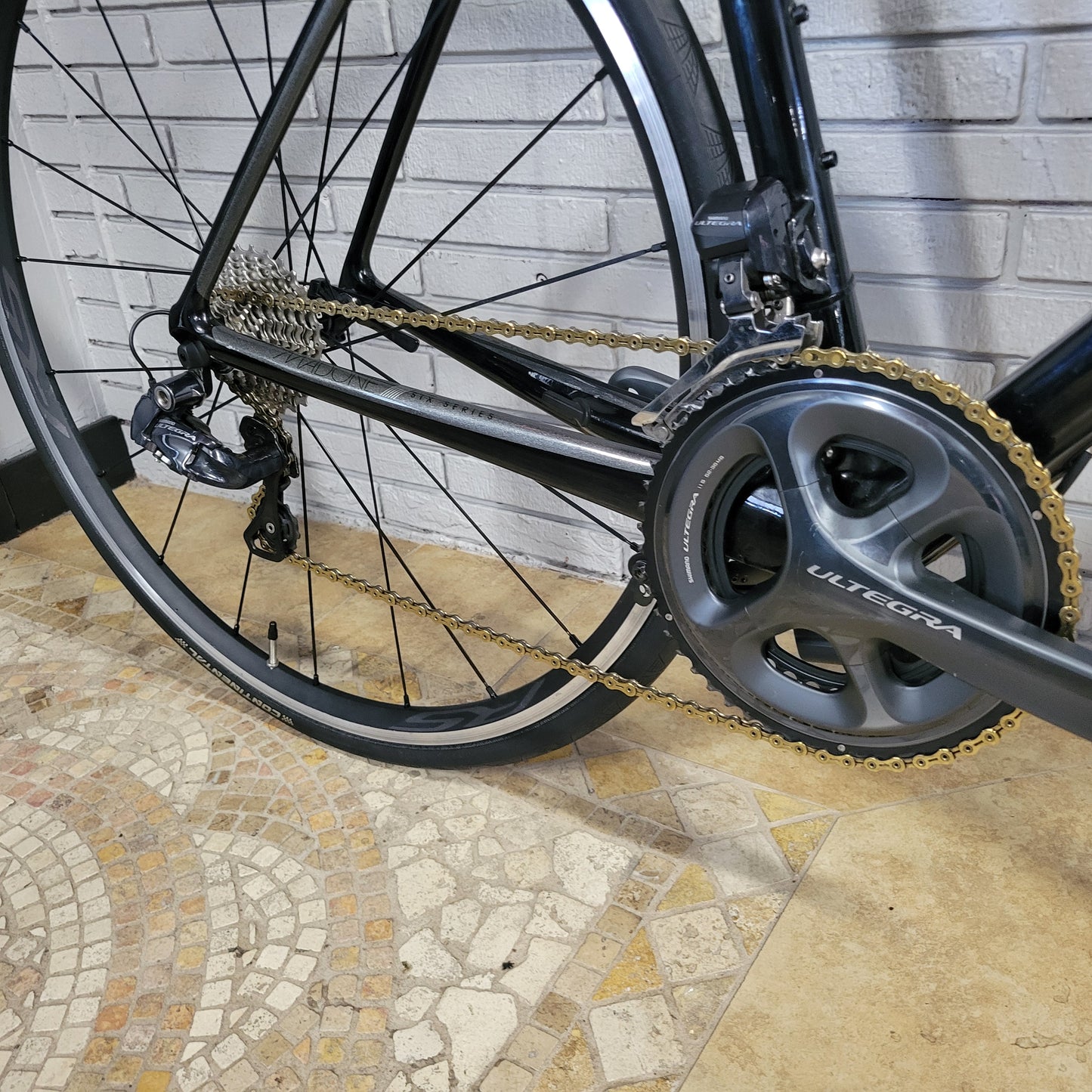 2014 Trek Madone 6 Series (56cm) Ultegra Di2