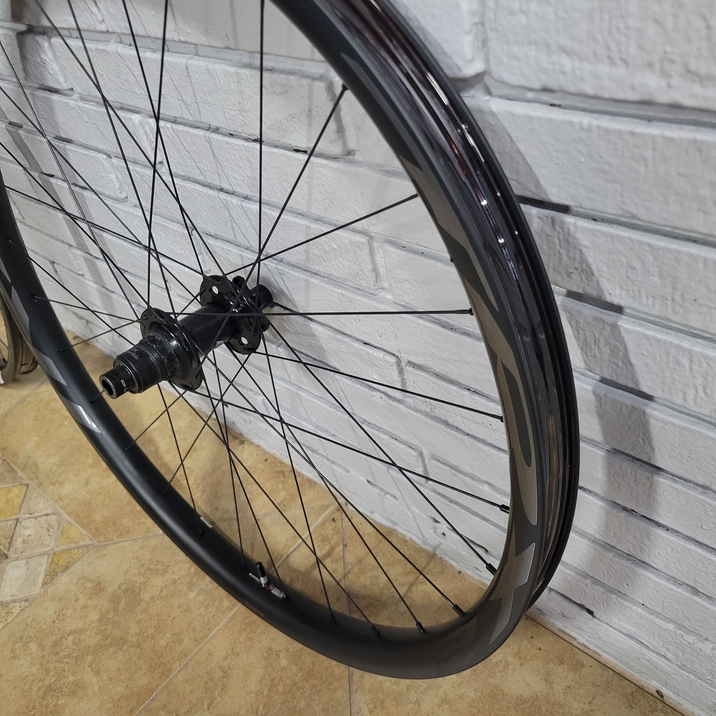 2023 Giant TRX 2 Carbon Wheelset MX Mullet 29/27.5