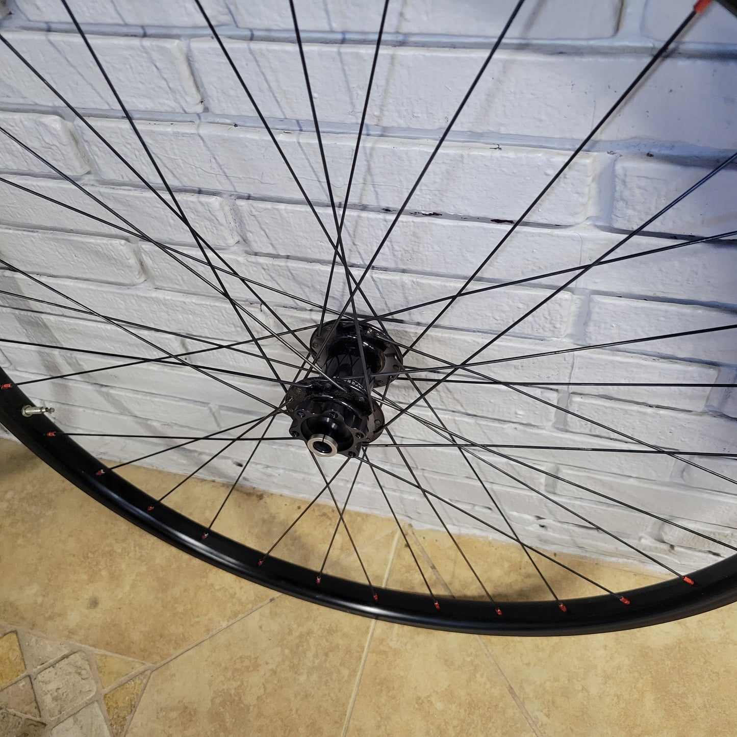 Chris King / Stan's Arch MK3 Gravel wheelset