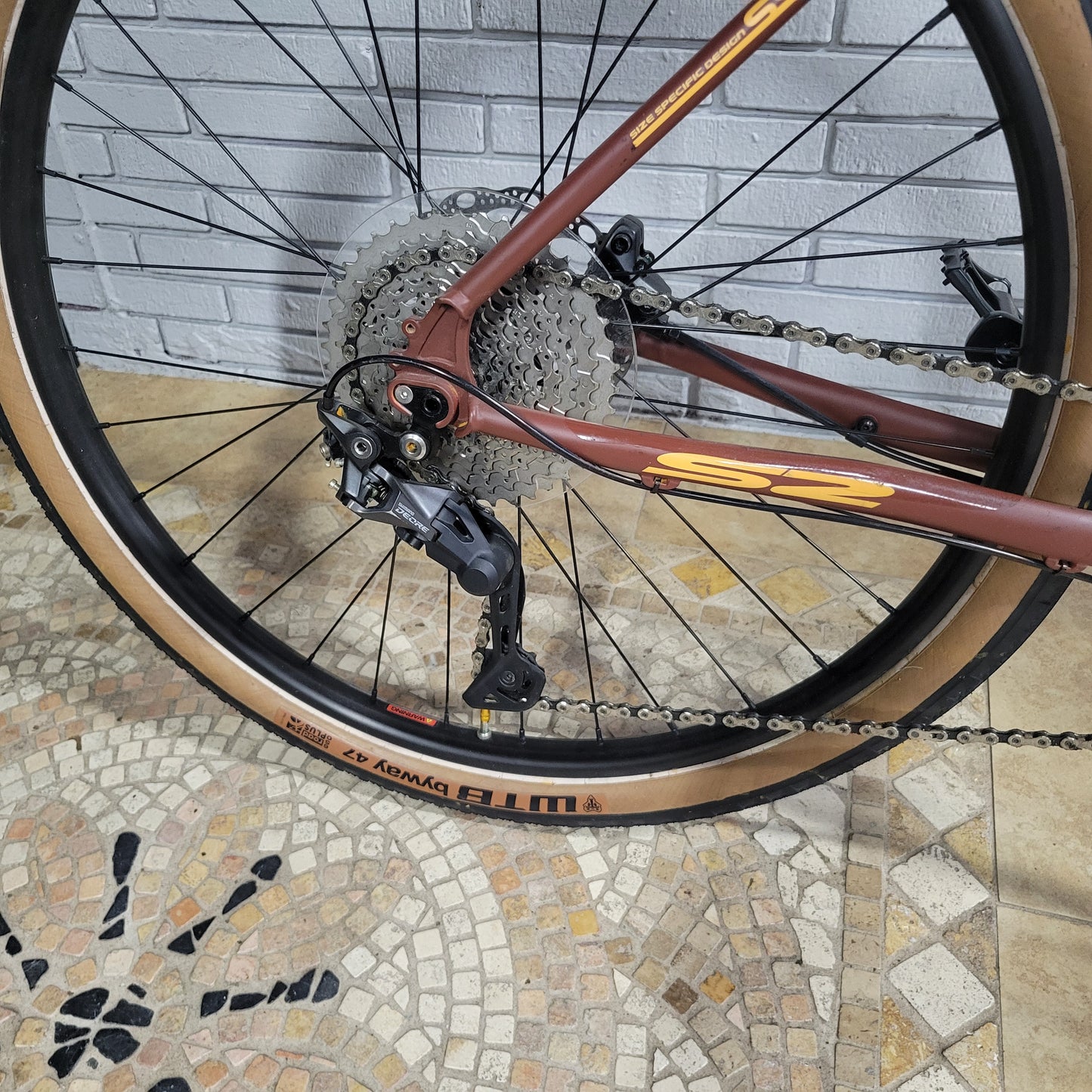2021 Jamis Sequel S2 (Large 19") Gravel/ Adventure/ Urban Bike