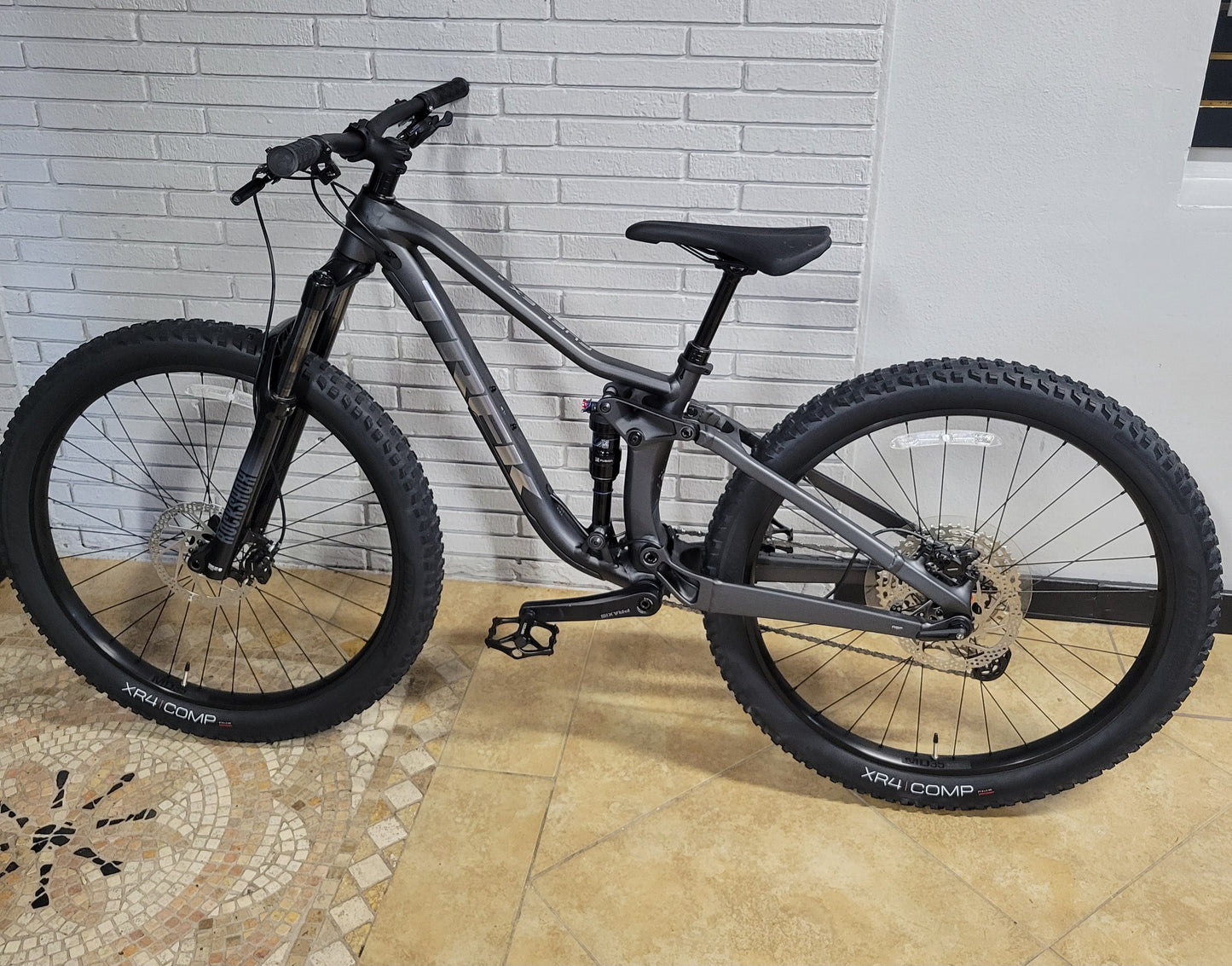 2022 Trek Fuel EX 5 Gen 5 (size XS extra small)