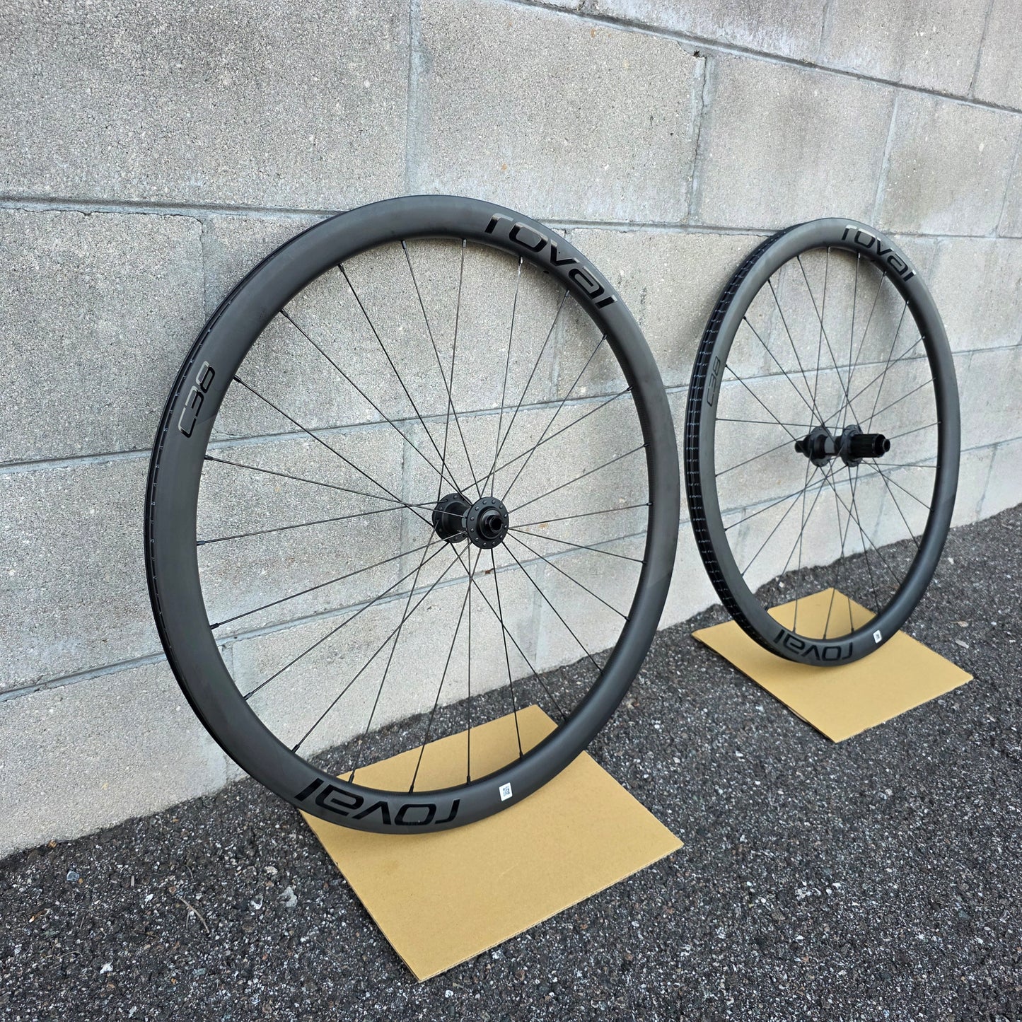 Roval c38 Carbon Wheelset road gravel Shimano