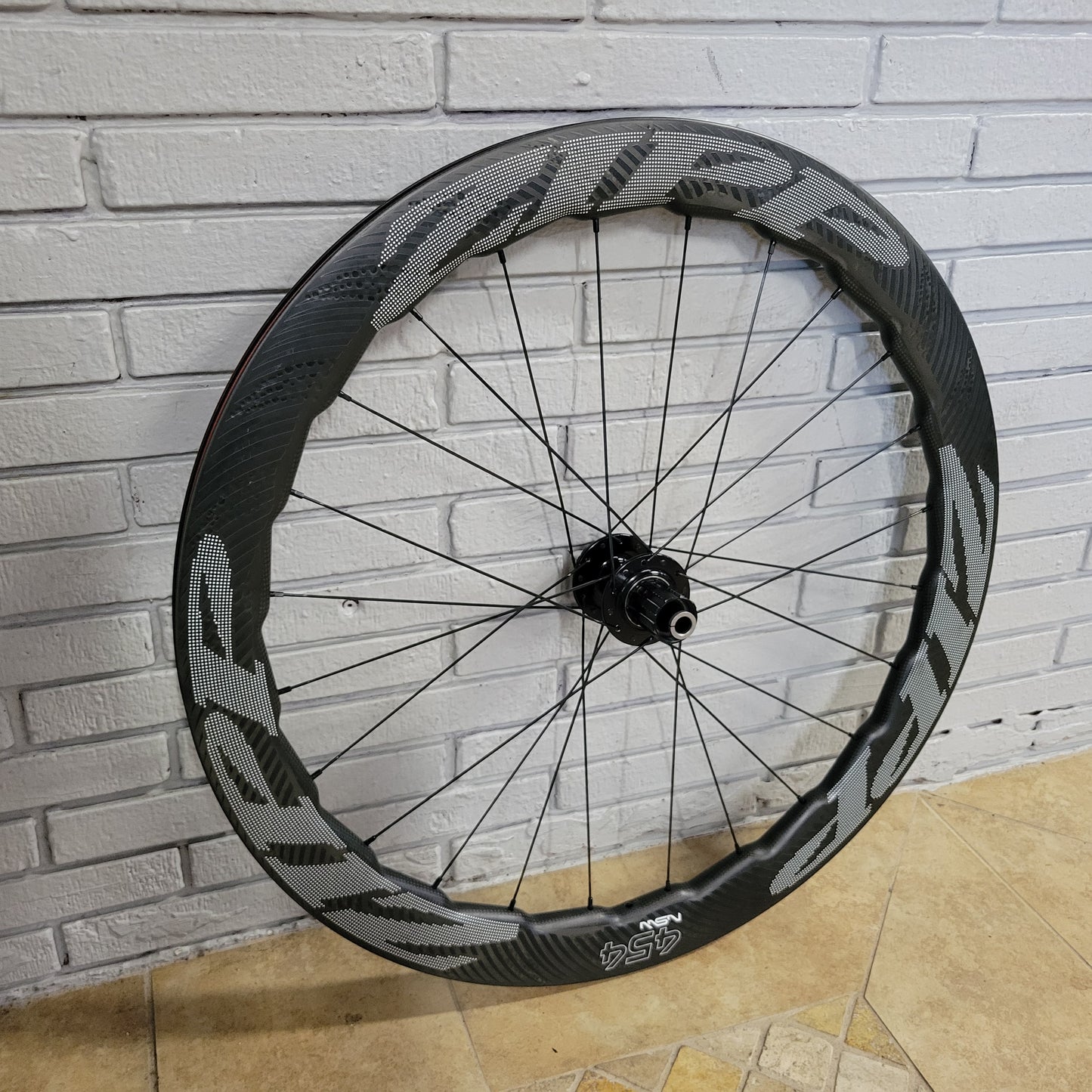 Zipp NSW 454 Rear Wheel w/ Chris King hub, Disc, Clincher