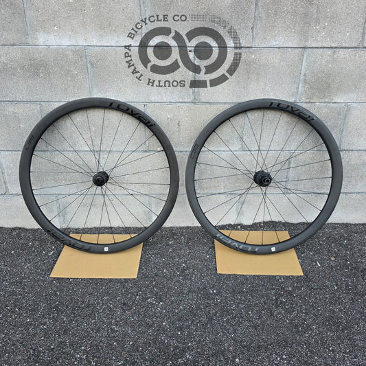 Roval c38 Carbon Wheelset road gravel Shimano