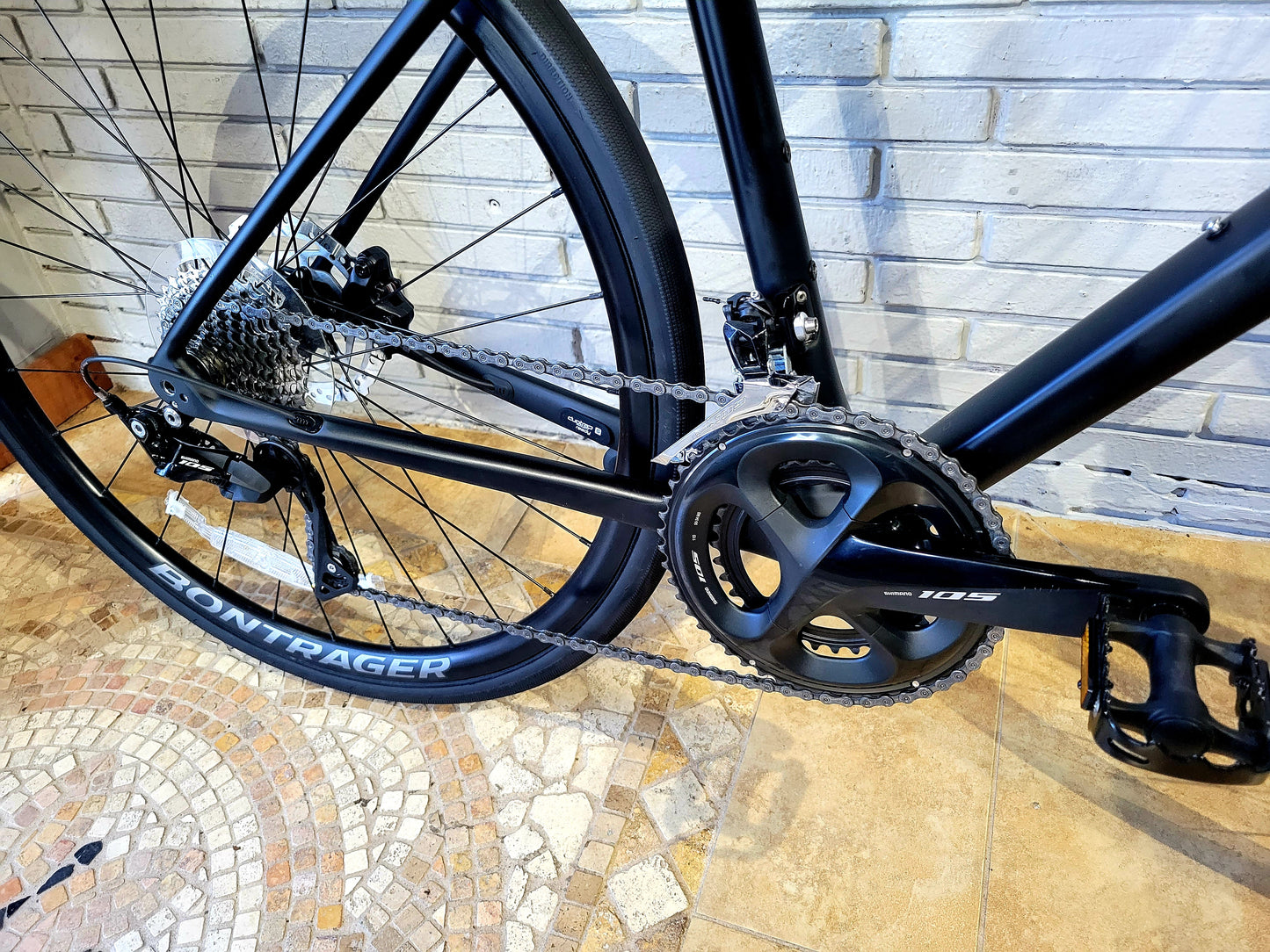 2021 Trek FX Sport 6 Carbon (Medium)