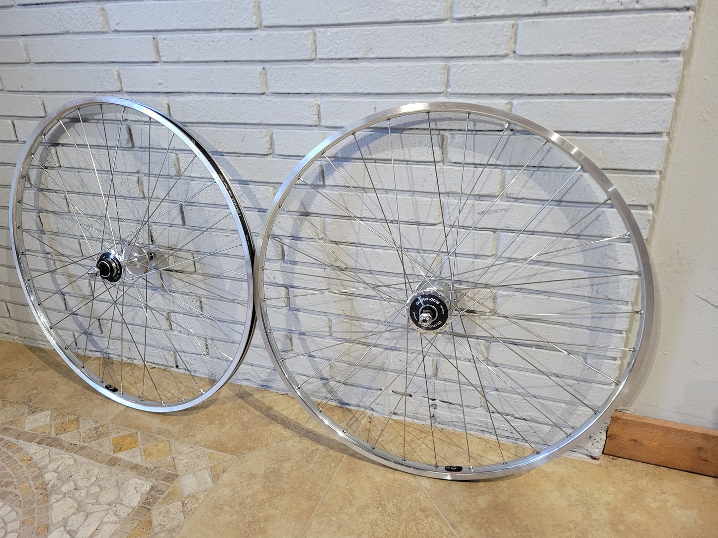H Plus Son Track Wheelset Dura Ace