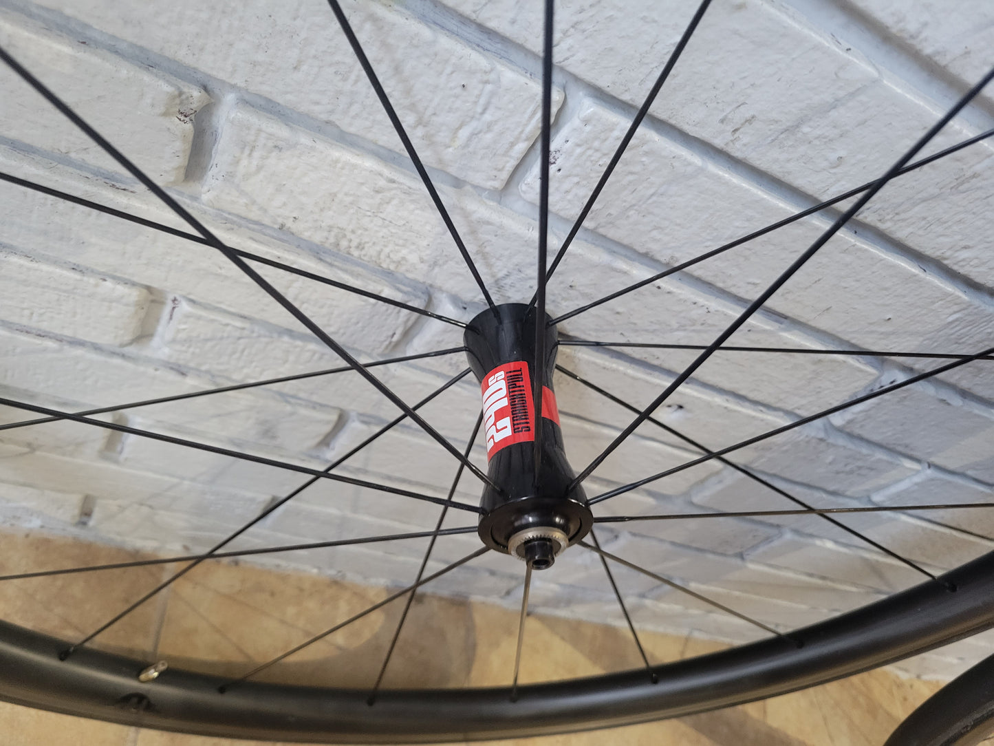 Light Bicycle DT Swiss 240 Carbon Road Wheelset Tubular